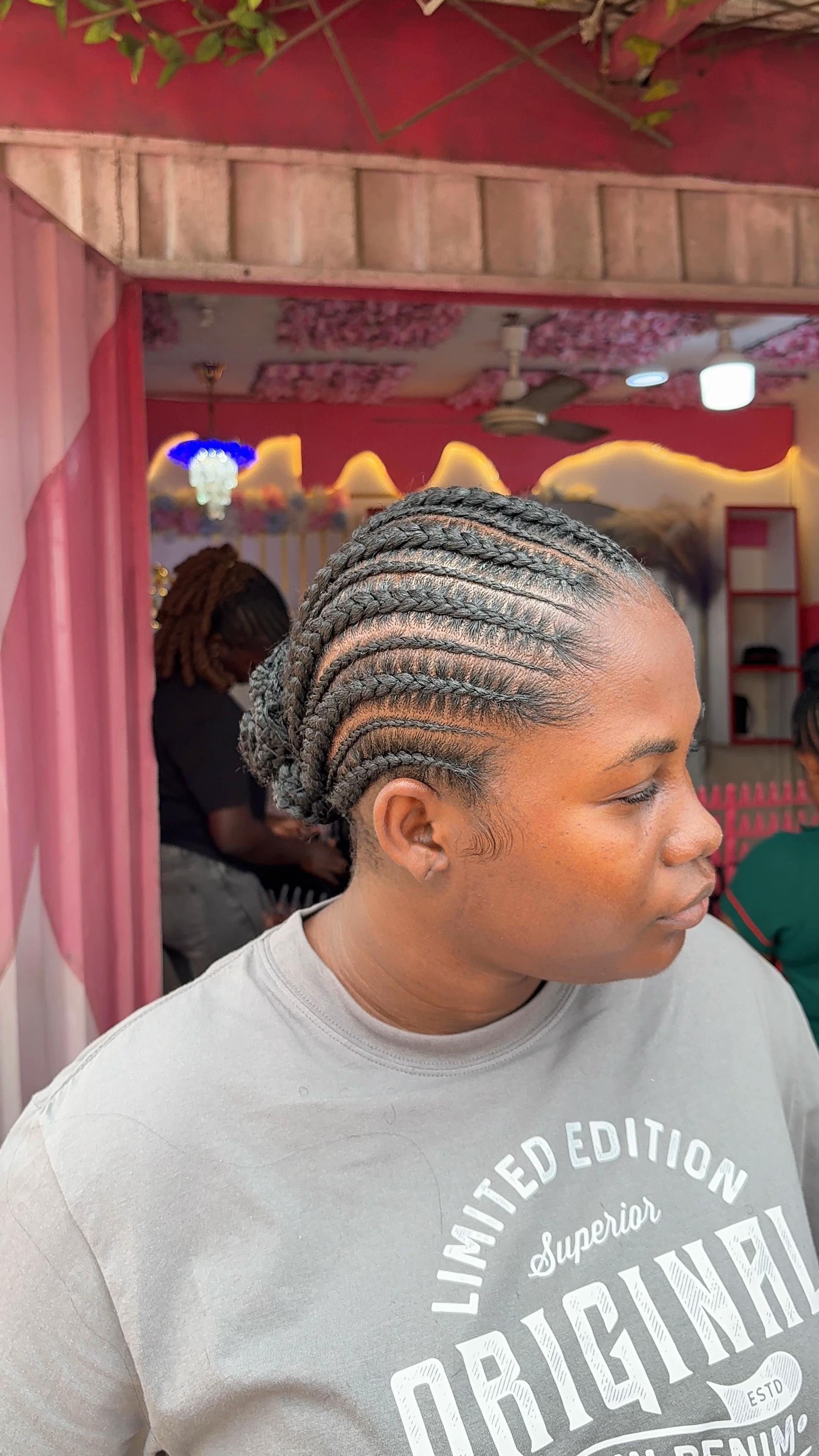 @Salon in Dansoman