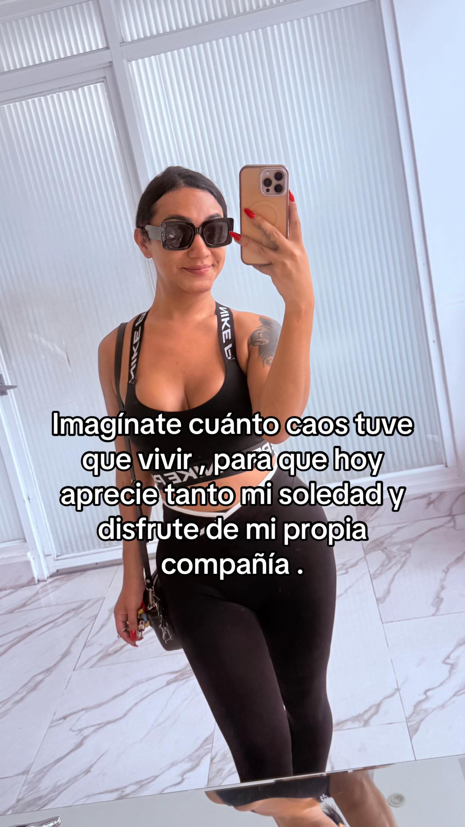 @MiaMoreira