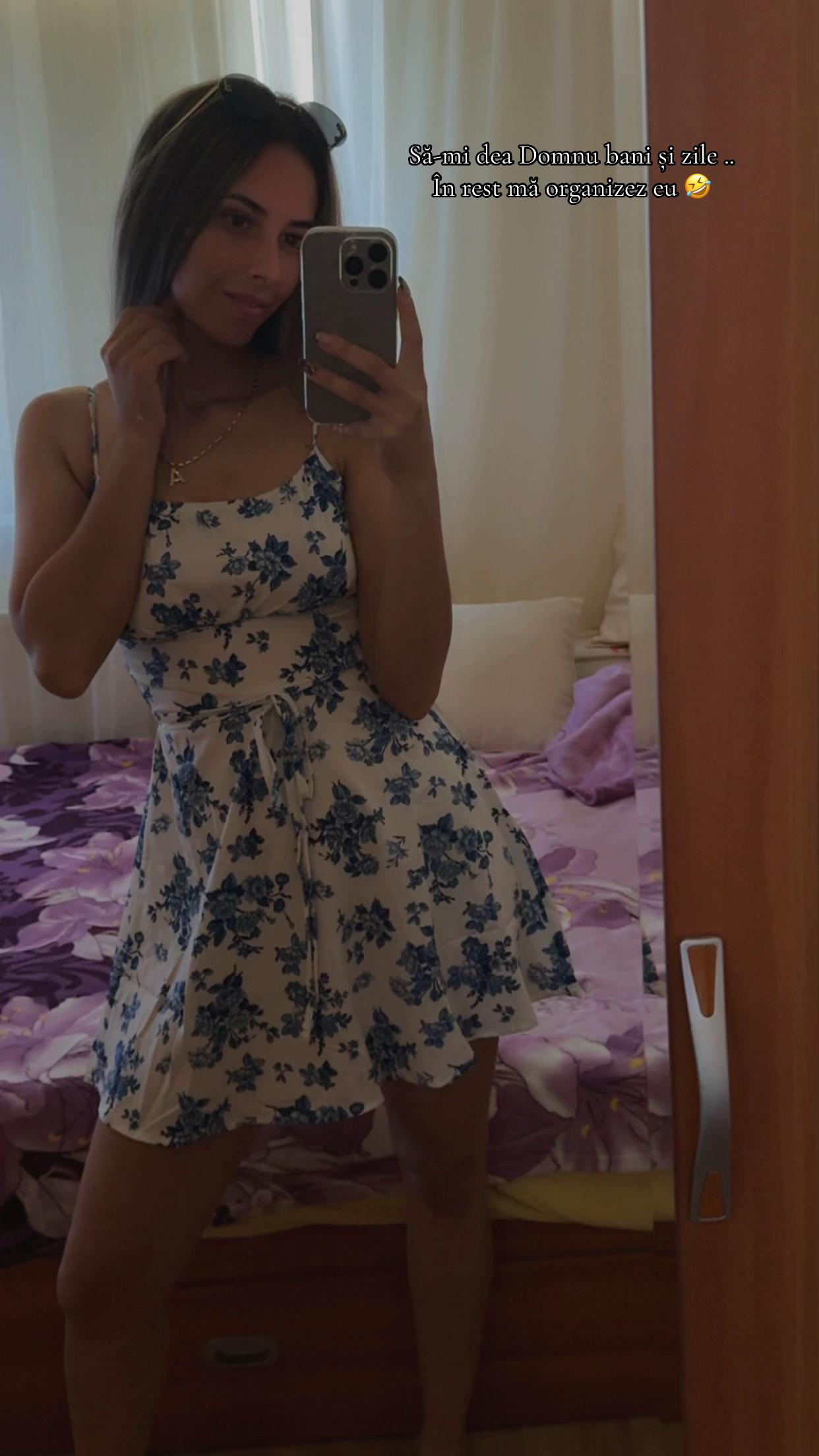 @adee.maria18
