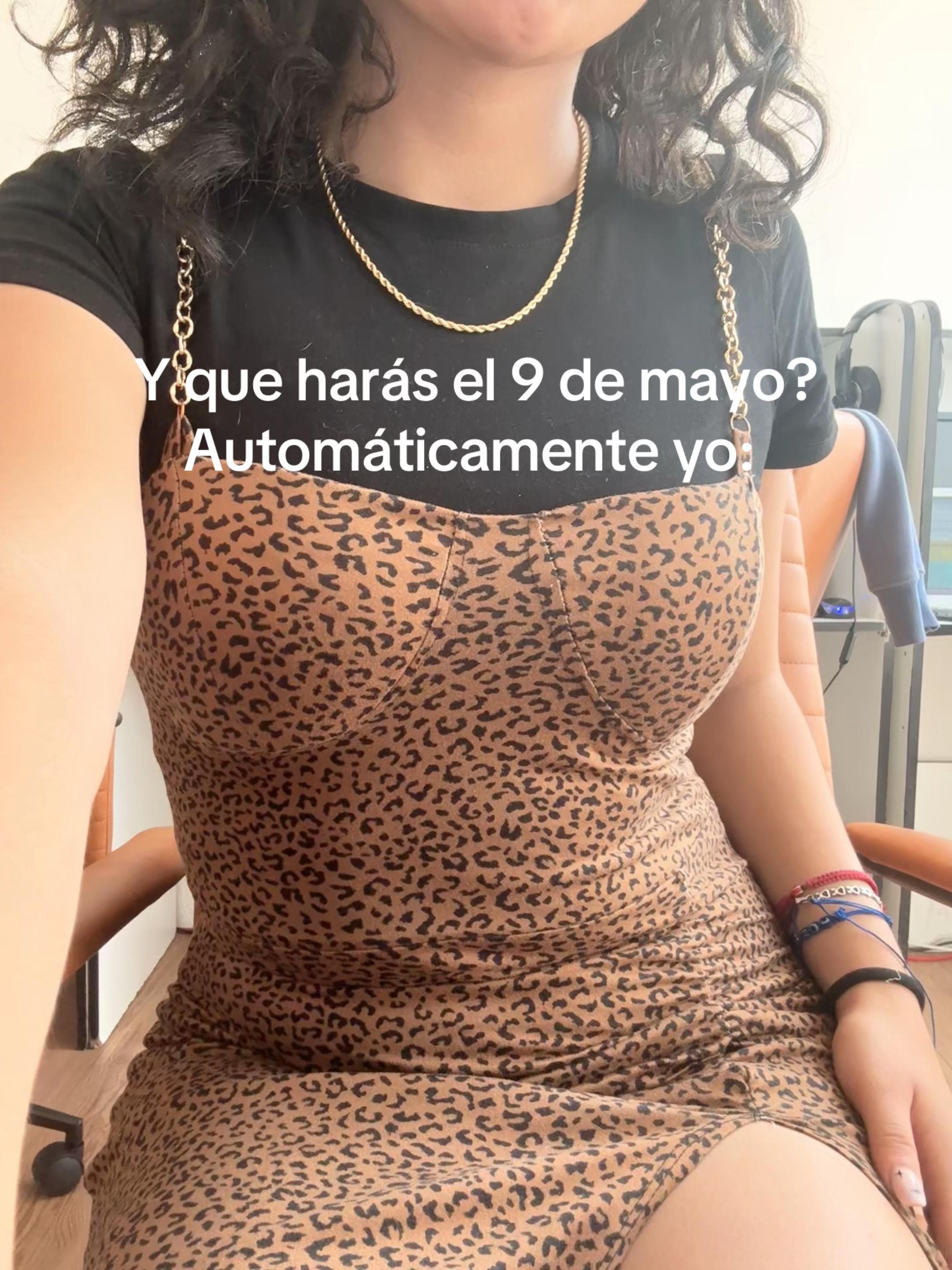 @Victoria Anah&iacute; Monro
