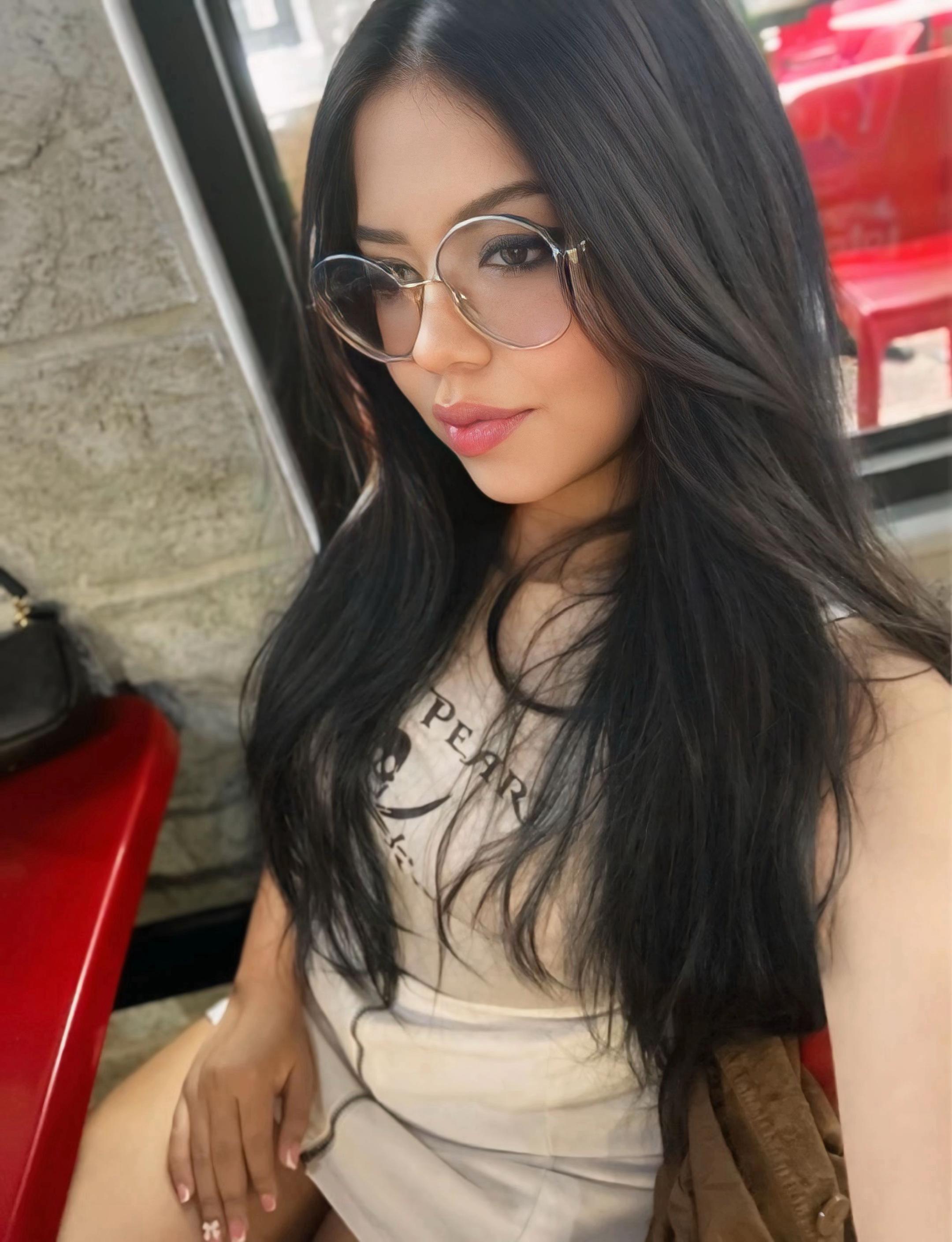 @INDIRA QUIÑONEZ 🌸