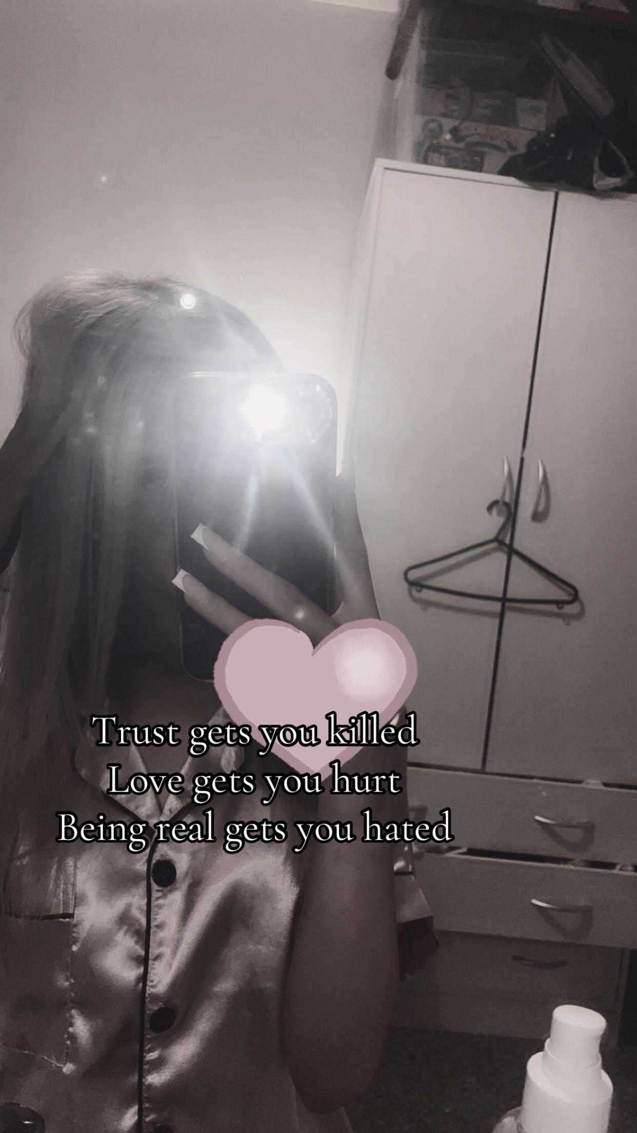 @👸🏼
