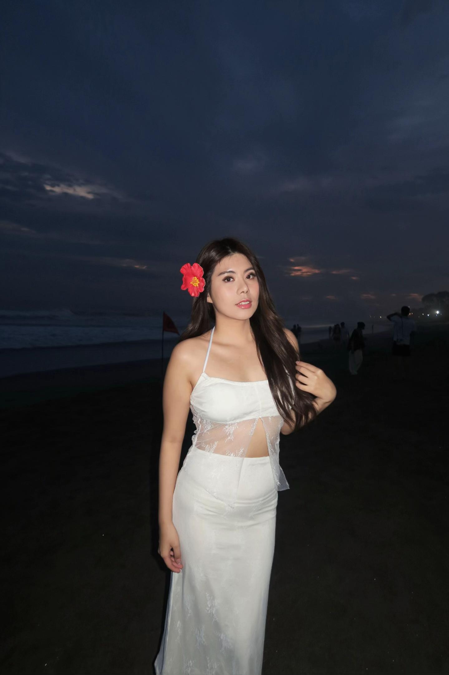 @Vanessa dulu aja🙏🏻