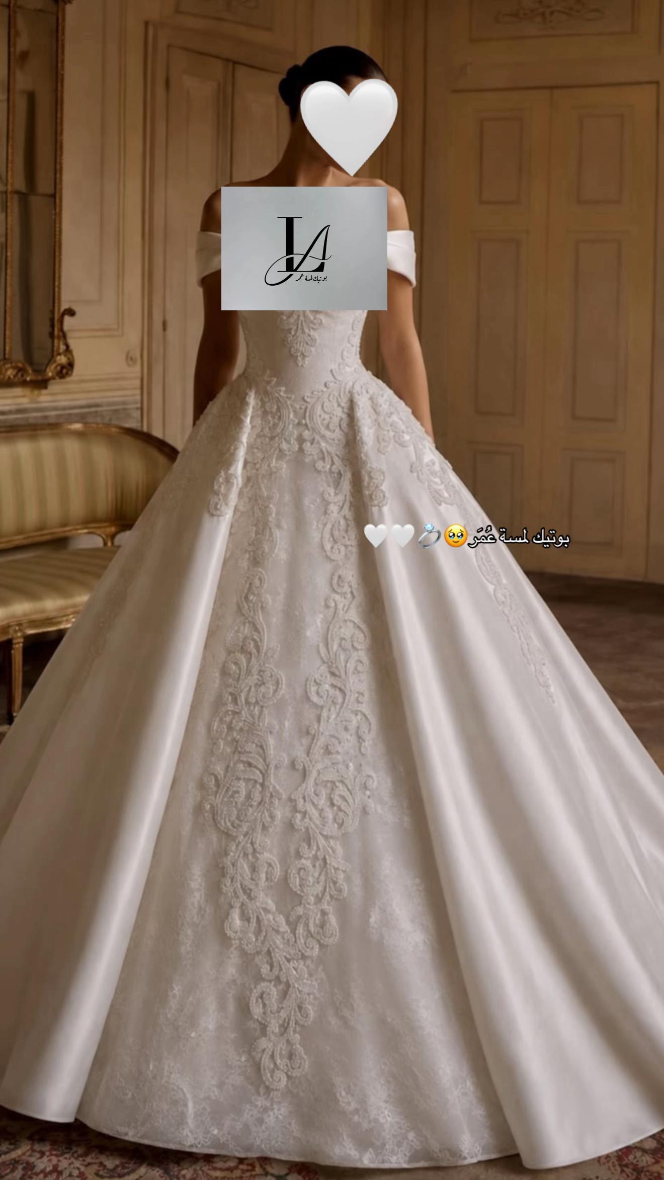 @بوتيك لمسة عُمر 💍🤍