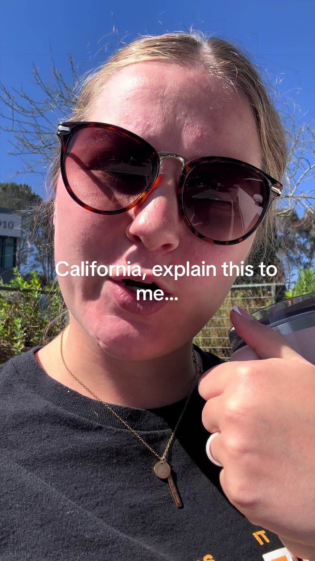 @Meg | Military Wife & Twin Mom