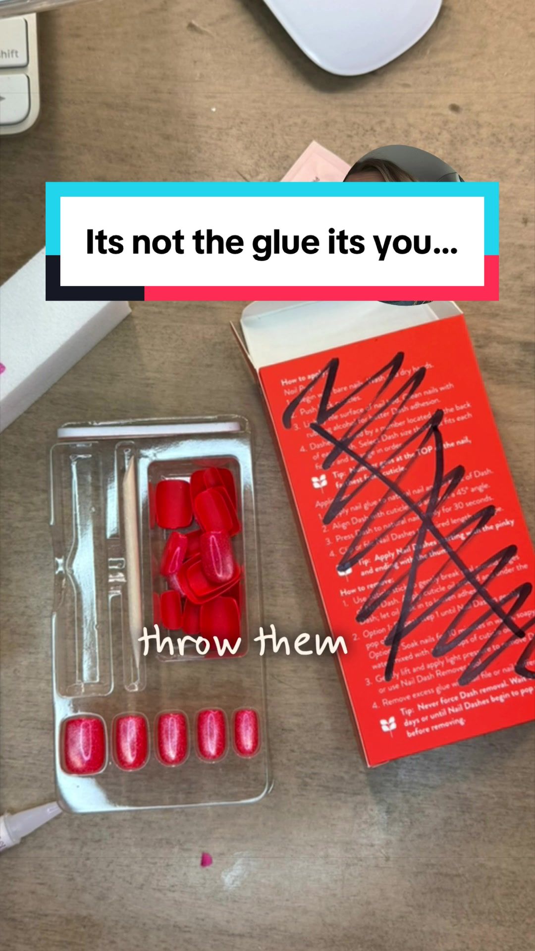 @Karli-your press on nail tech