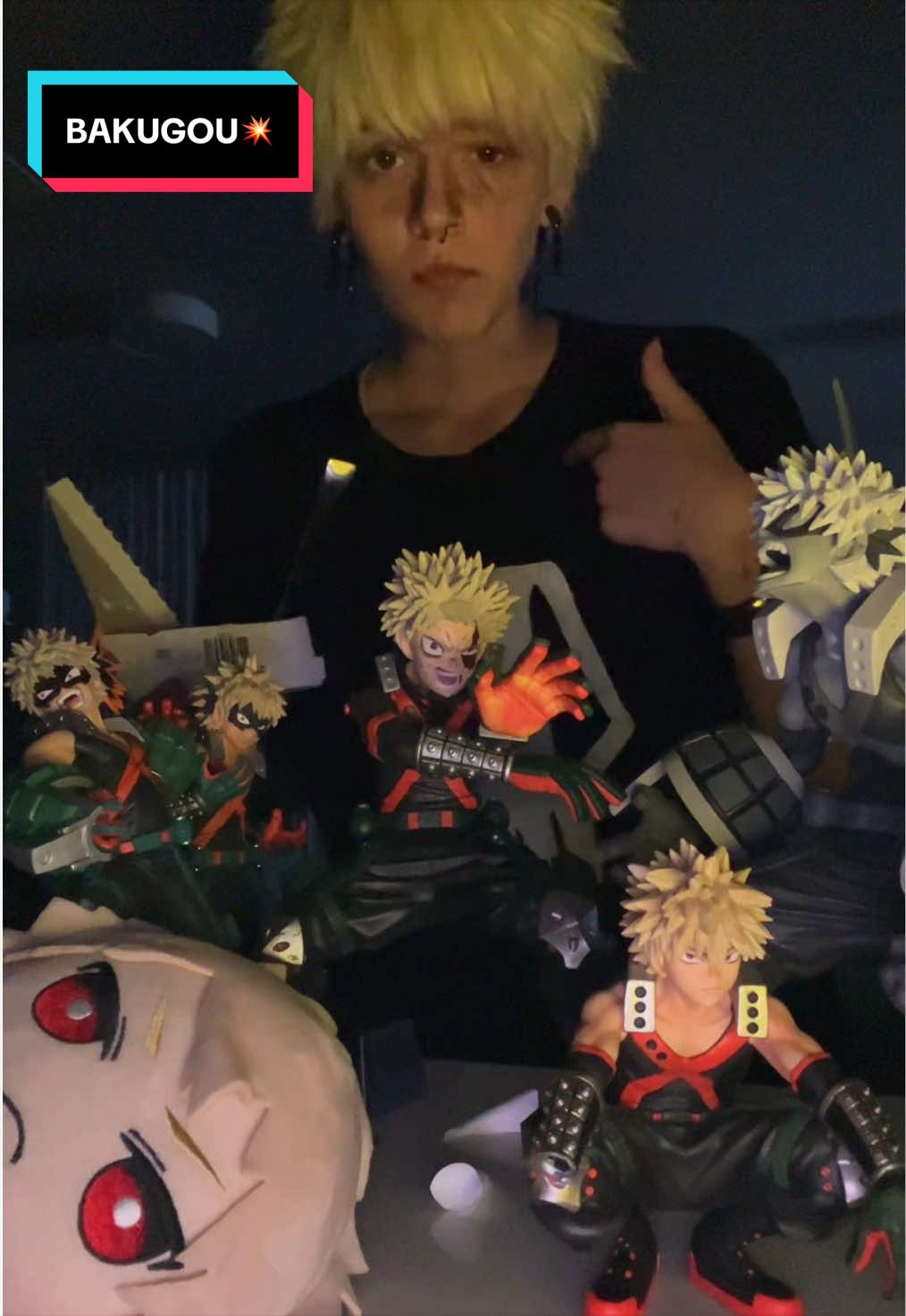 @💥