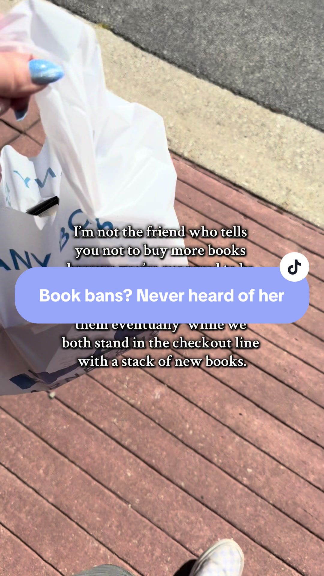 @jamie | bookish mama 📚✨