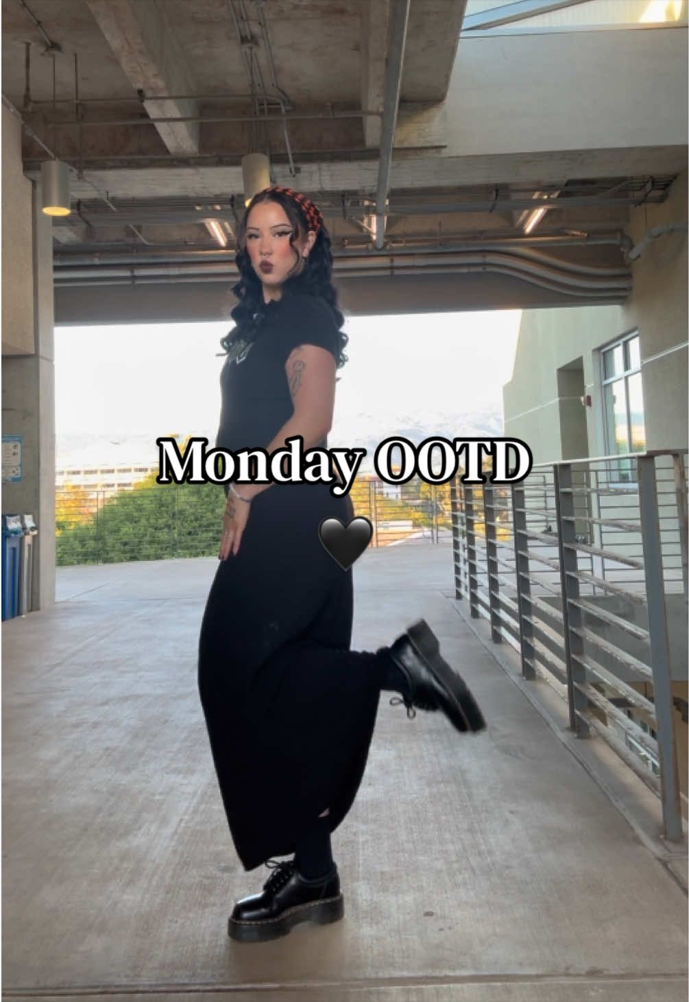 @Dani🖤