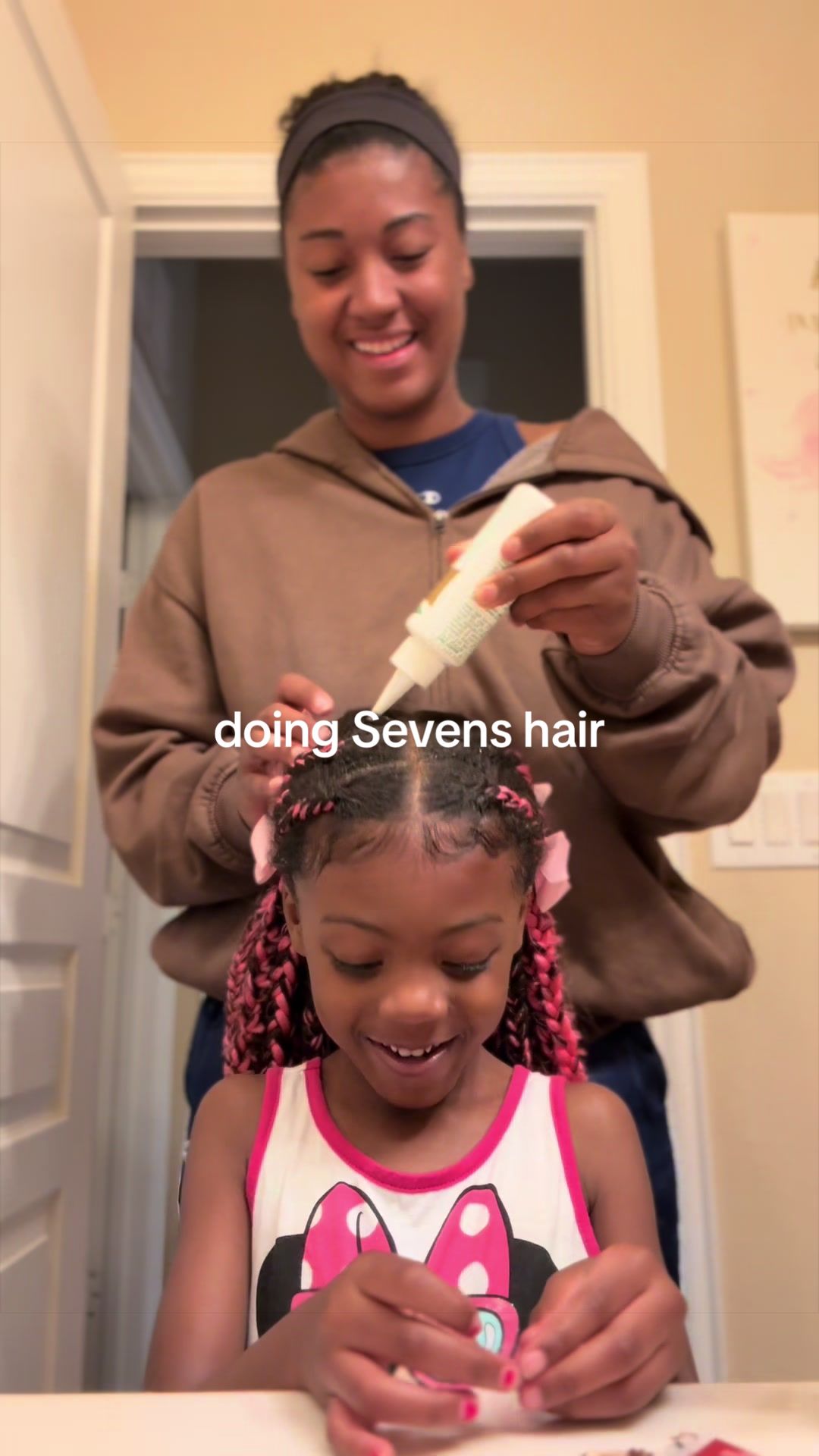 @jazmyneshai