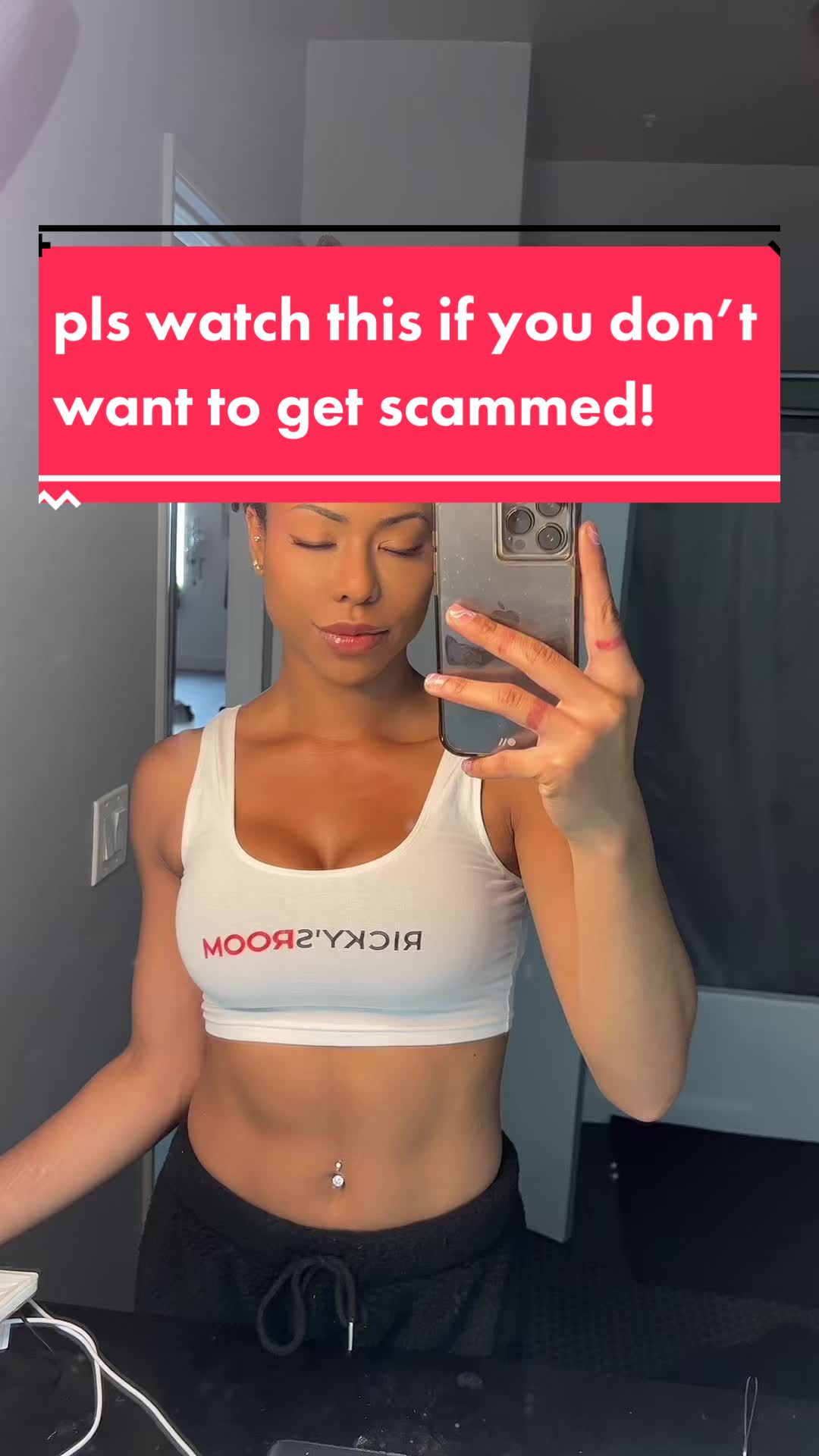 @Kira Noir