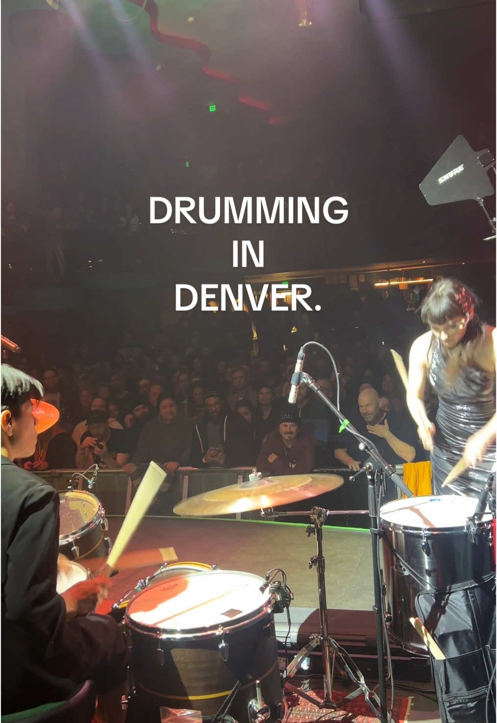 @Lauren Mayberry