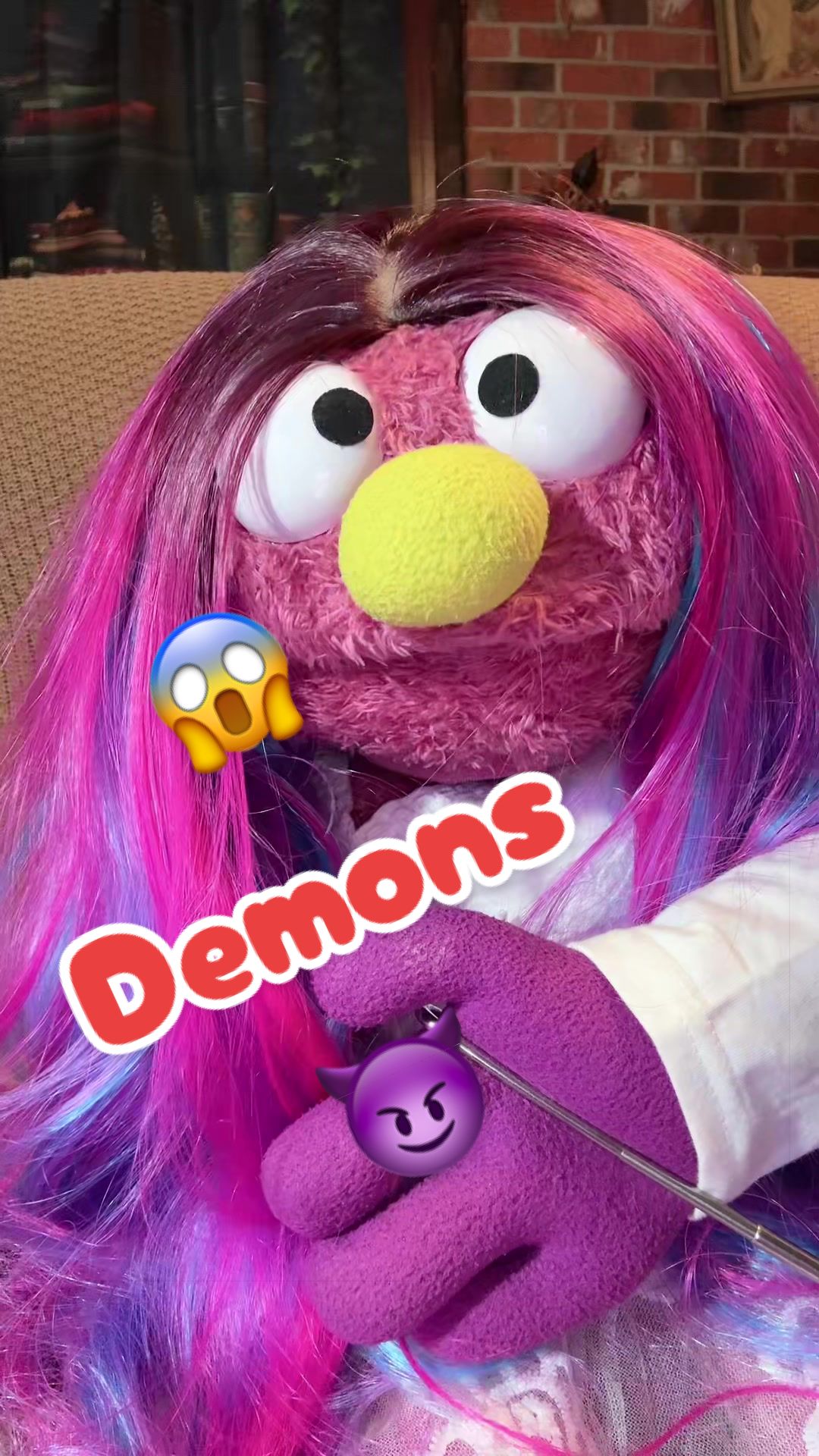 @lilathepinklittlemonster