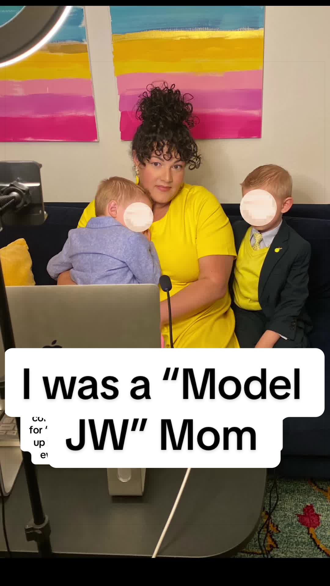 @TheWorldlyWoman