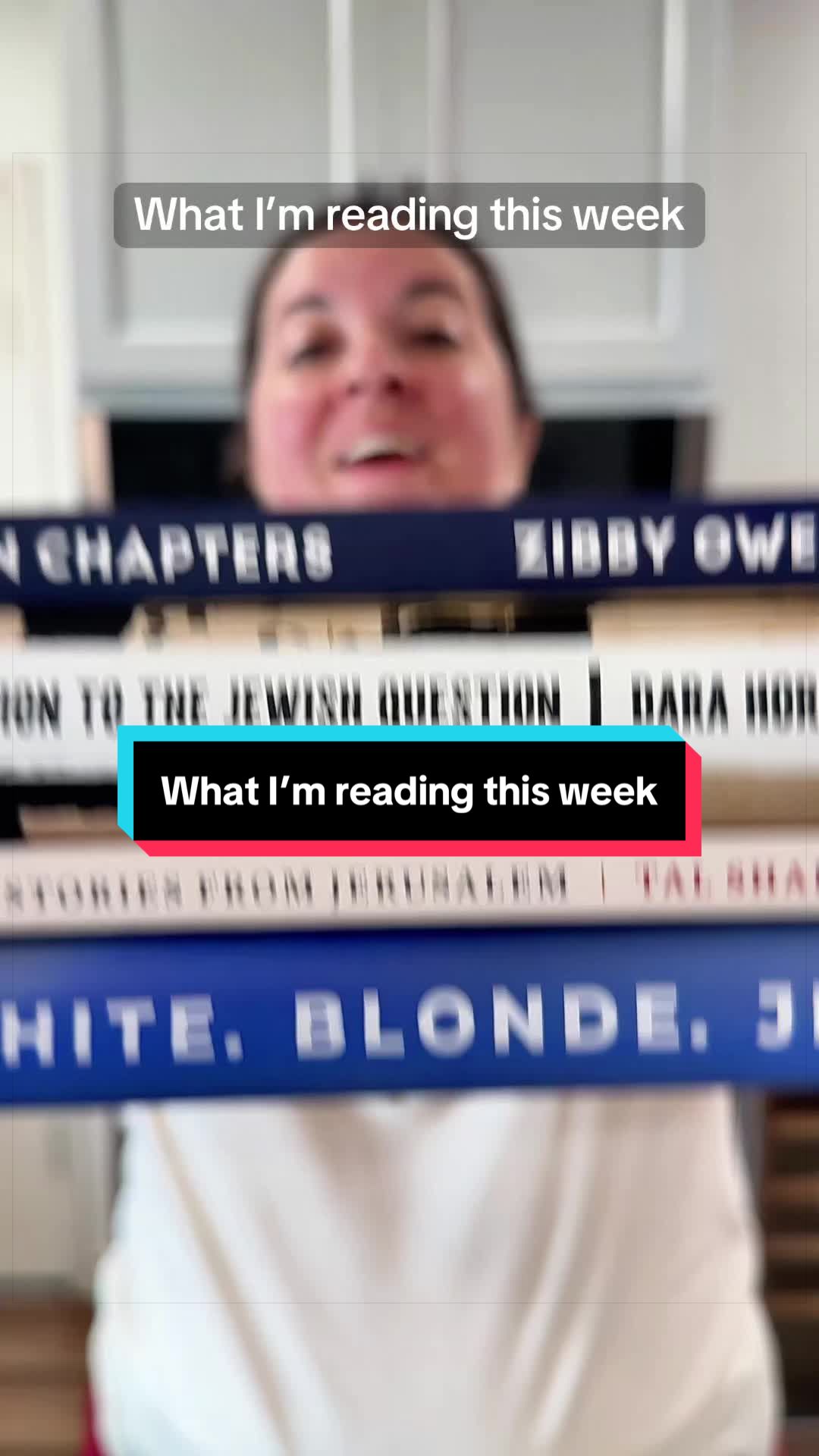@JenniferReadsBooks✡︎