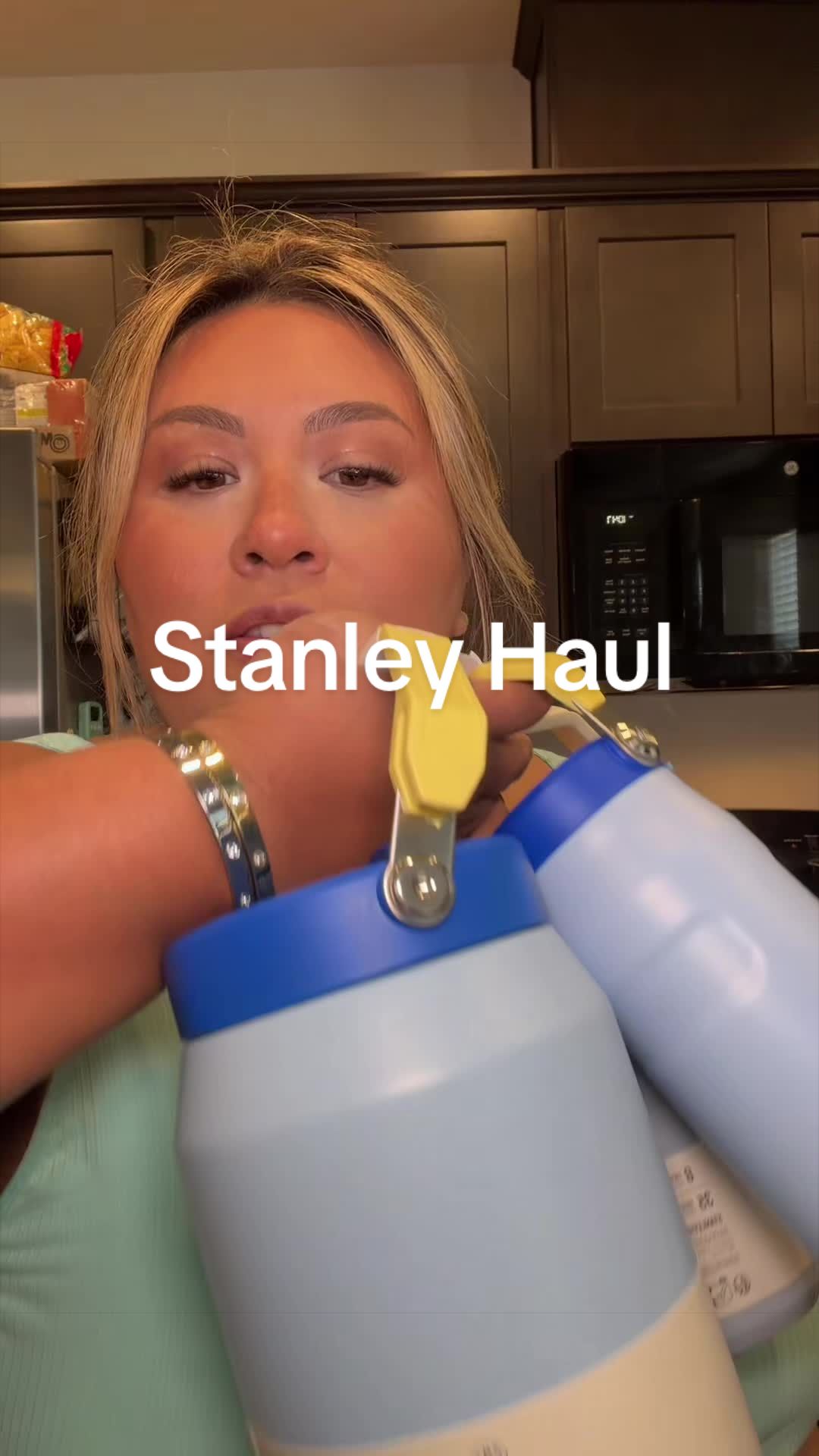 @Crystal Chavez ᥫ᭡