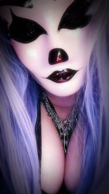 @🥀🖤 Roses & Ruin 🖤🥀