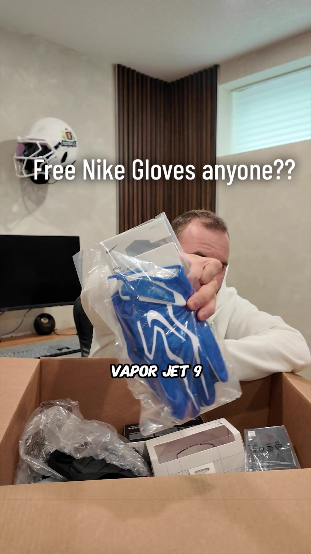 @Football Equipment