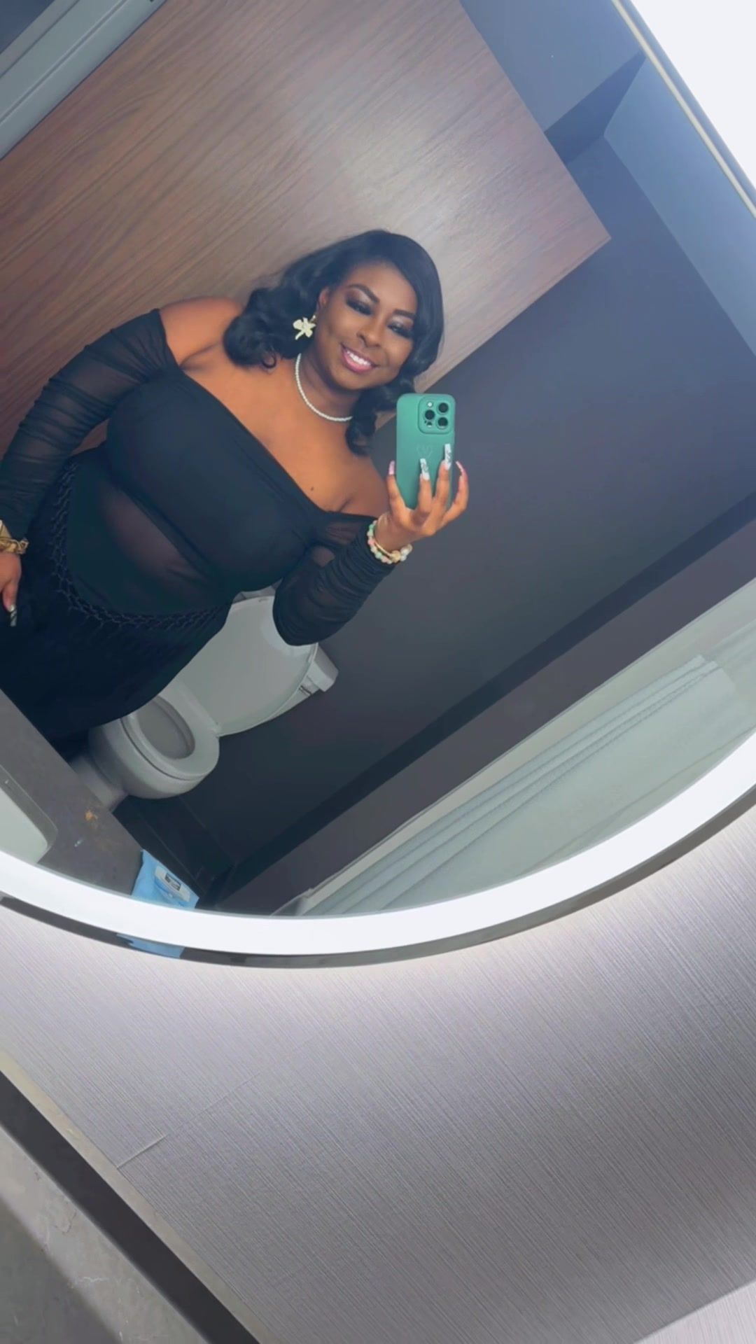 @jlove08_