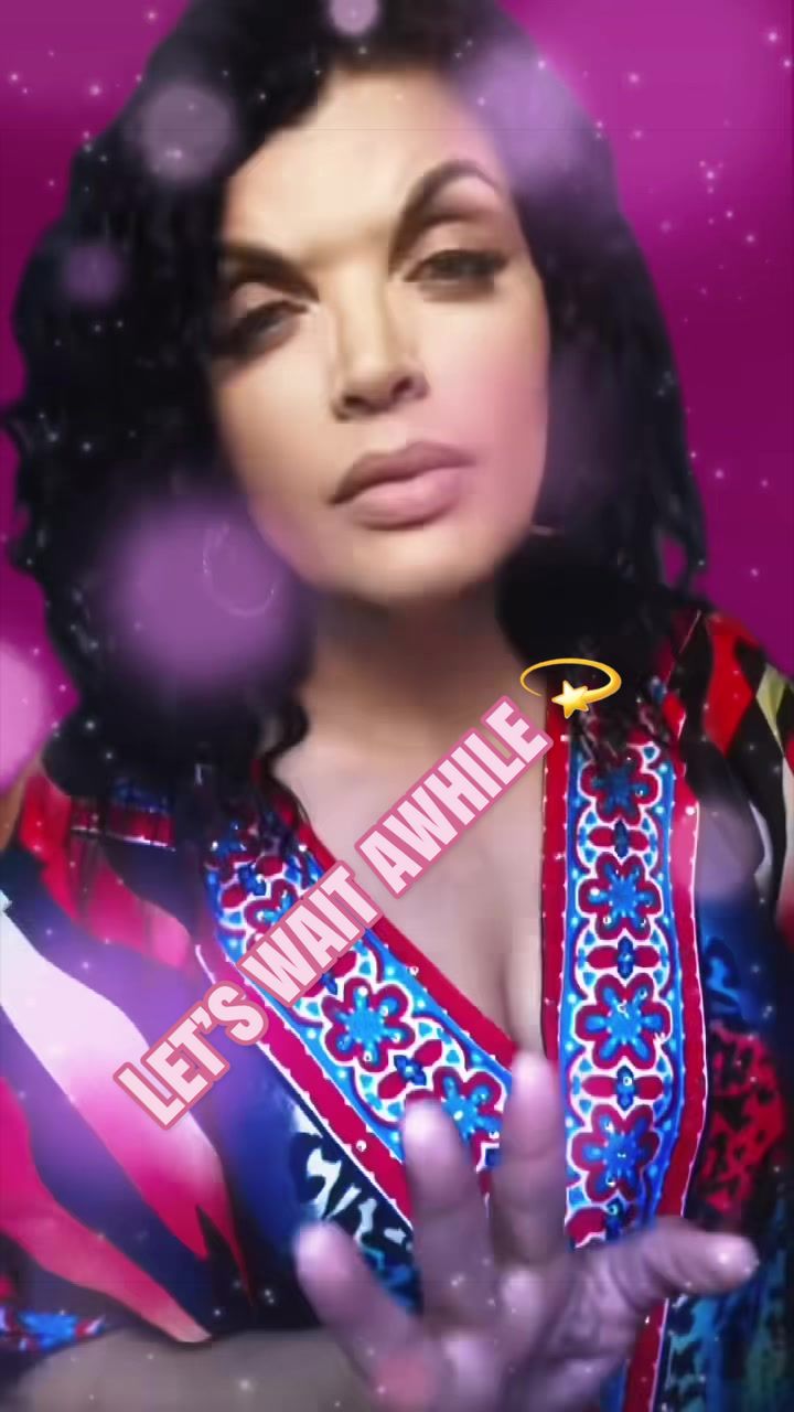 @DD💫UNIVERSE👑QUEEN