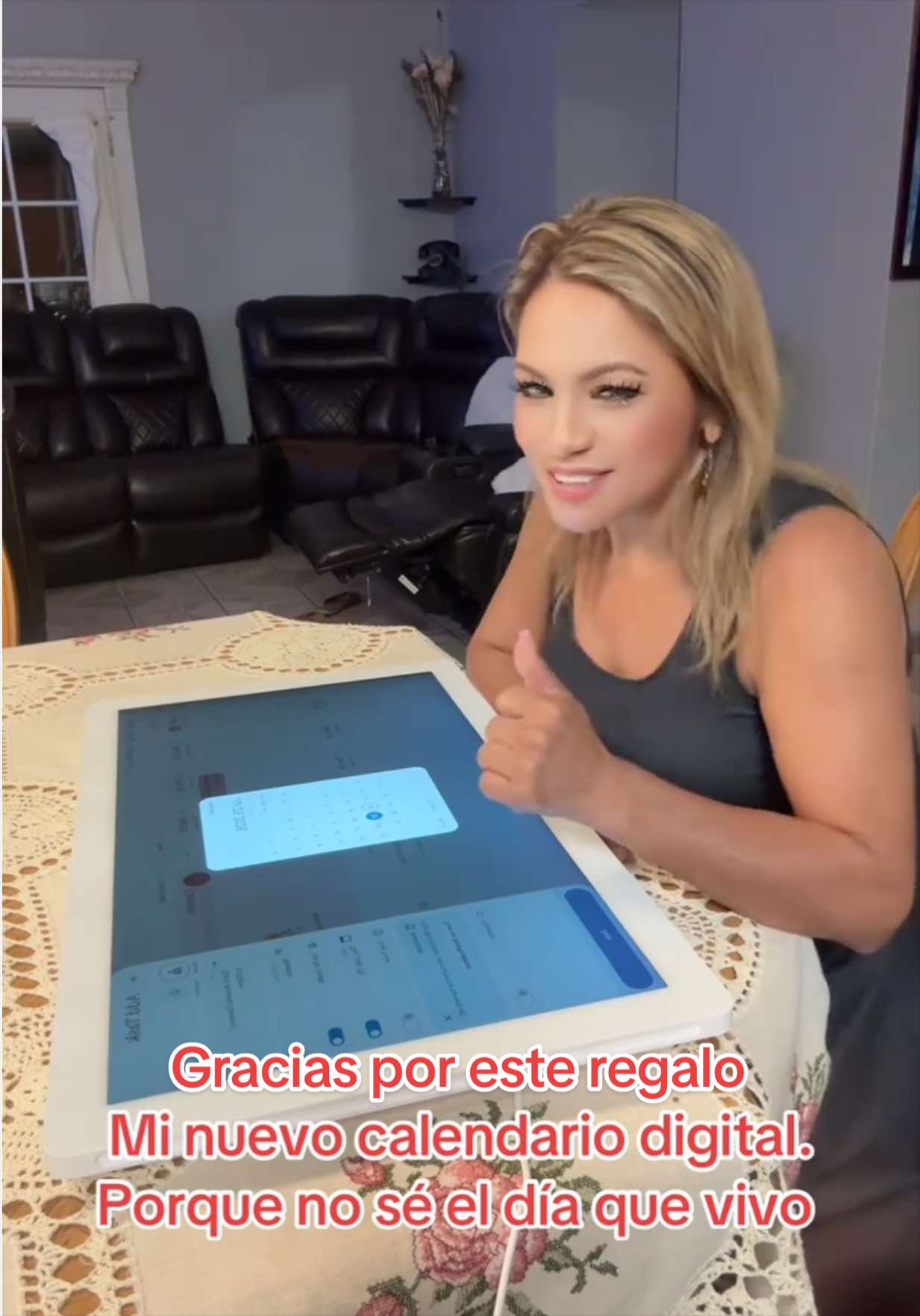 @Carmelita_Moreno _Castro