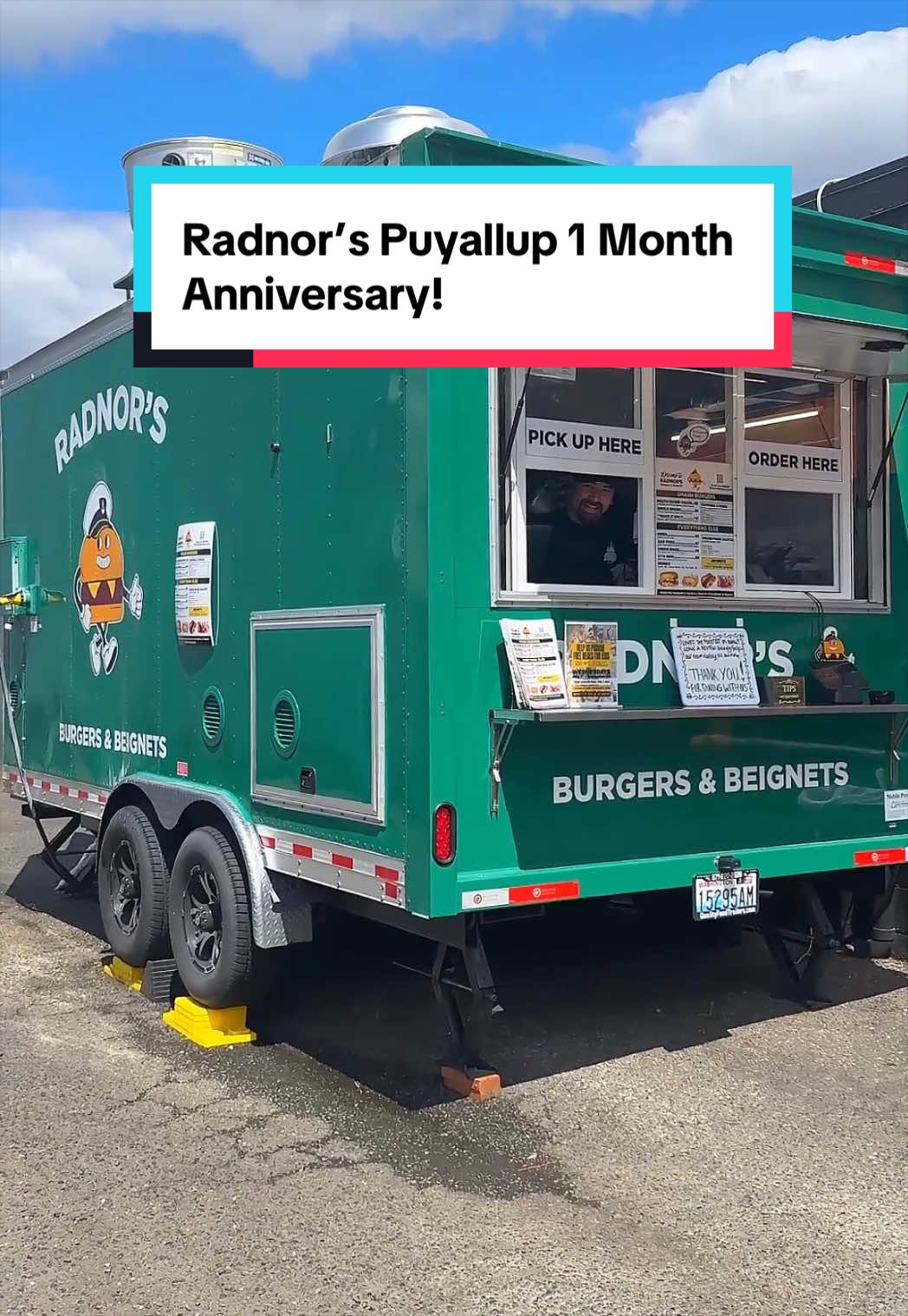 @Radnor's Burgers & Beignets ๐