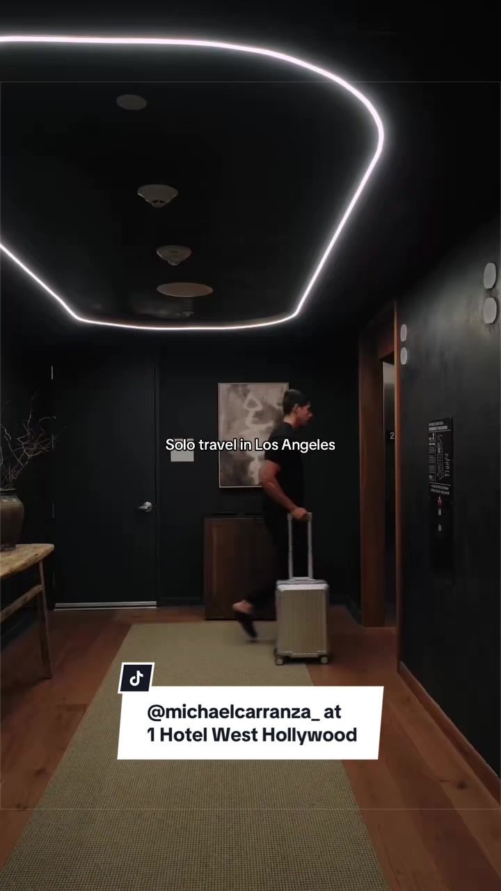 @1 Hotels