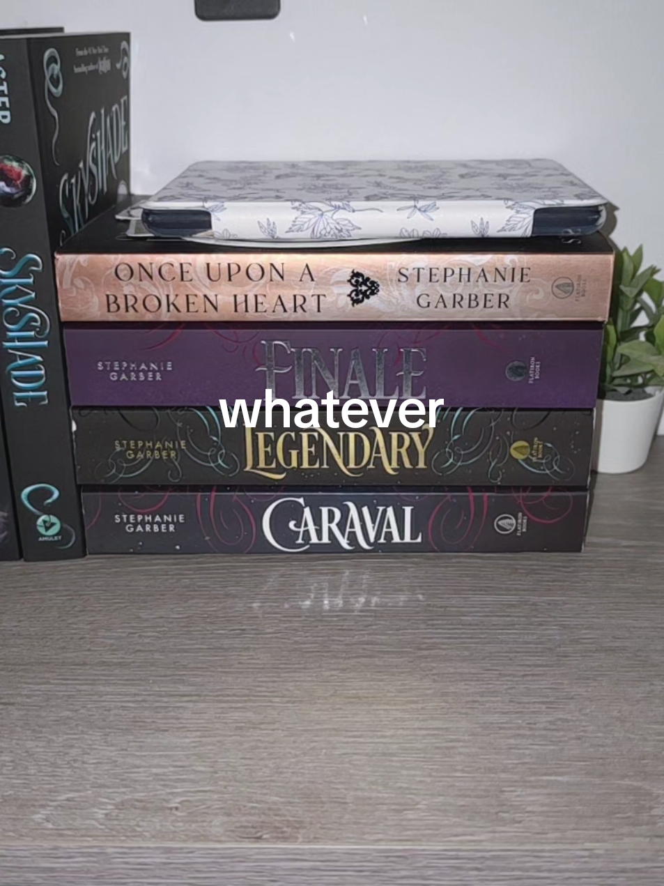 @Oriana Gabrielle | Author 📚
