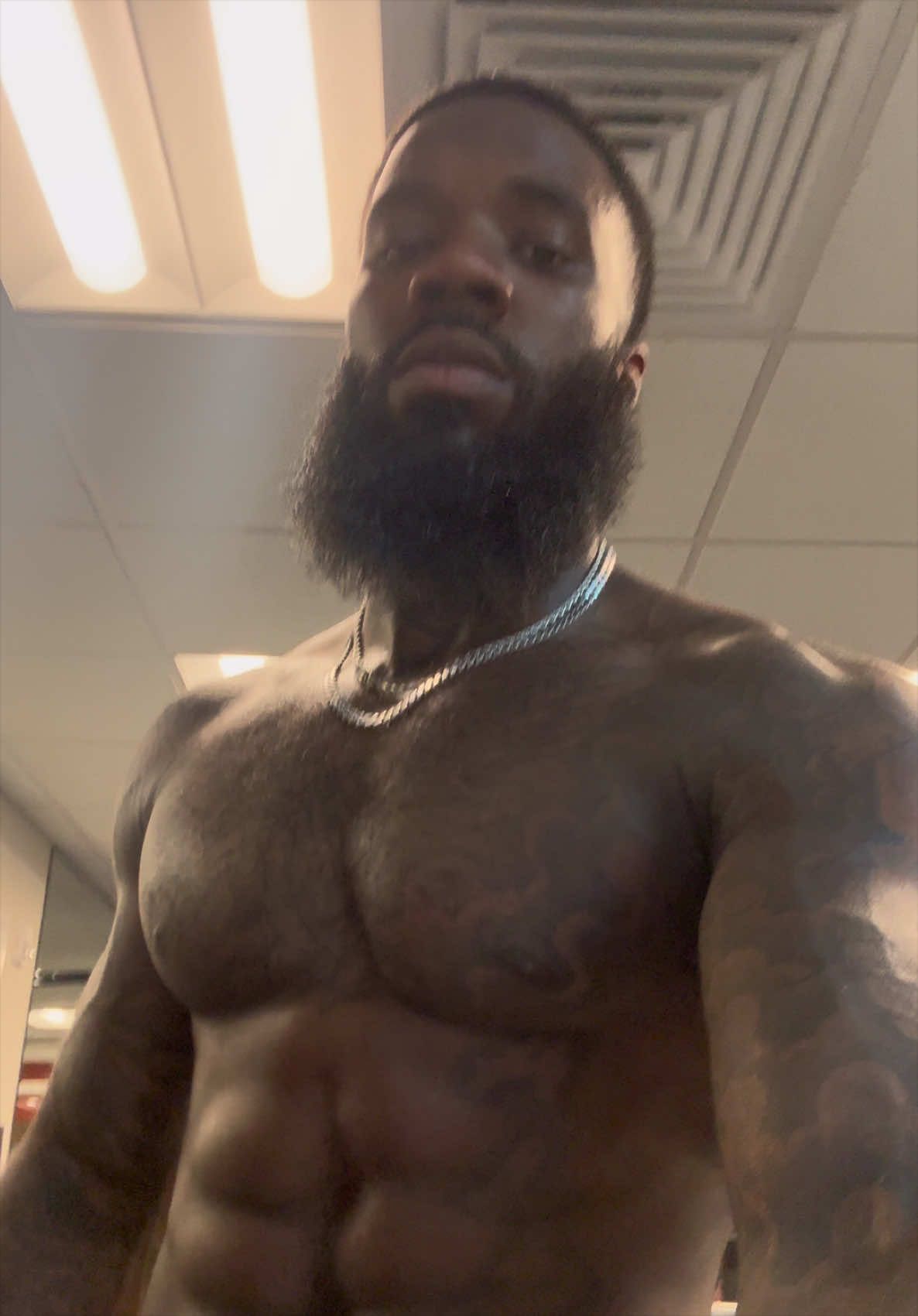 @bigq385