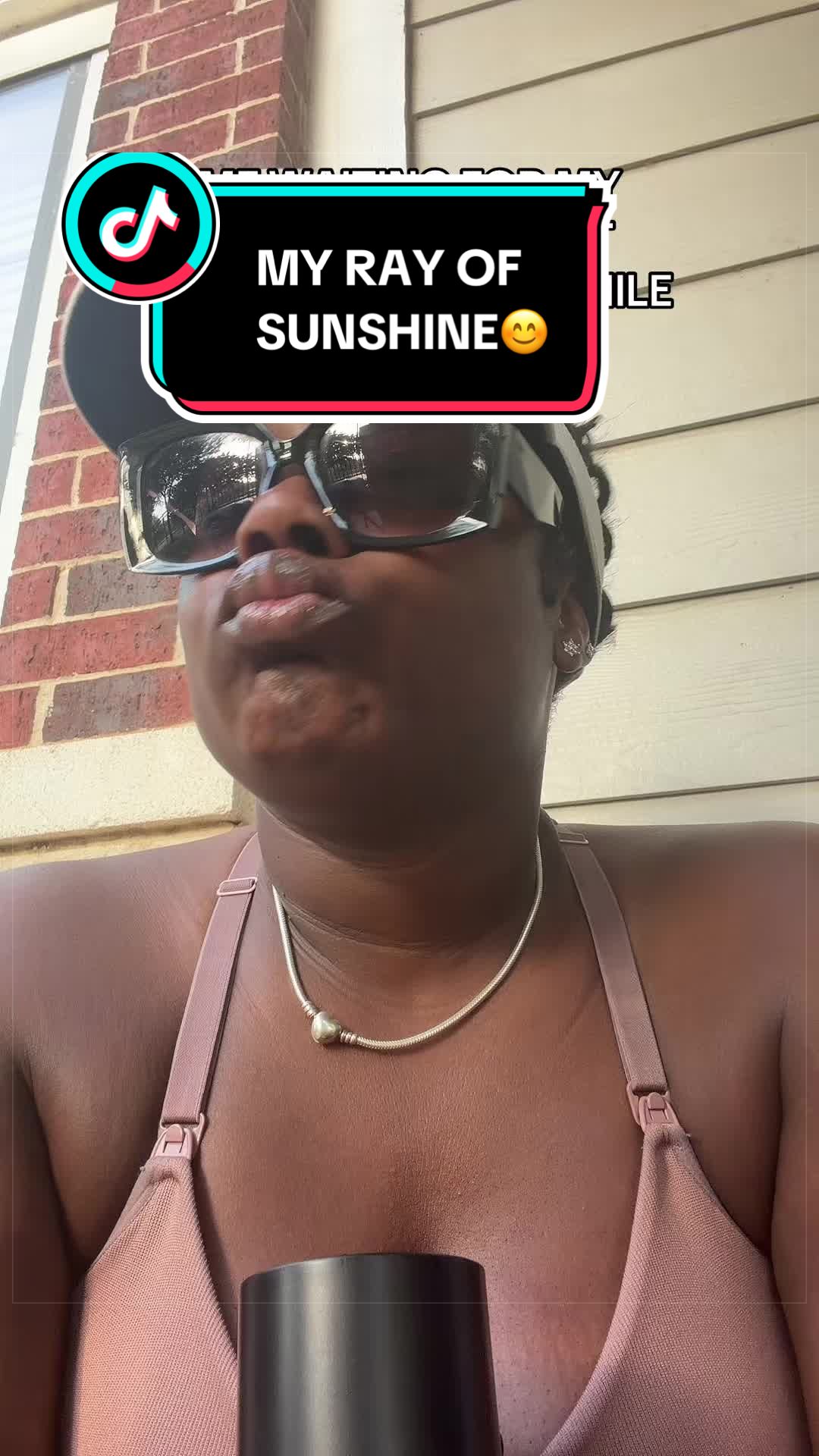 @MsTee_