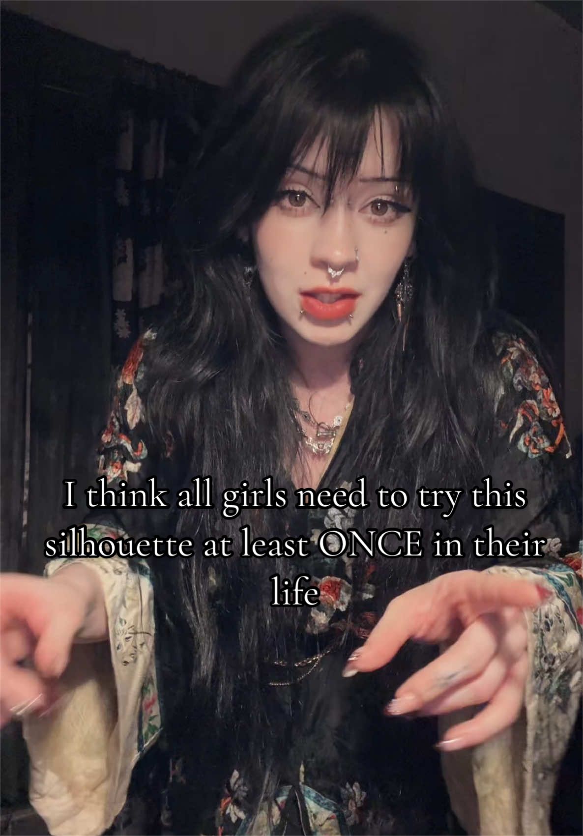 @𝐸𝑎𝑣𝑒🦇🖤