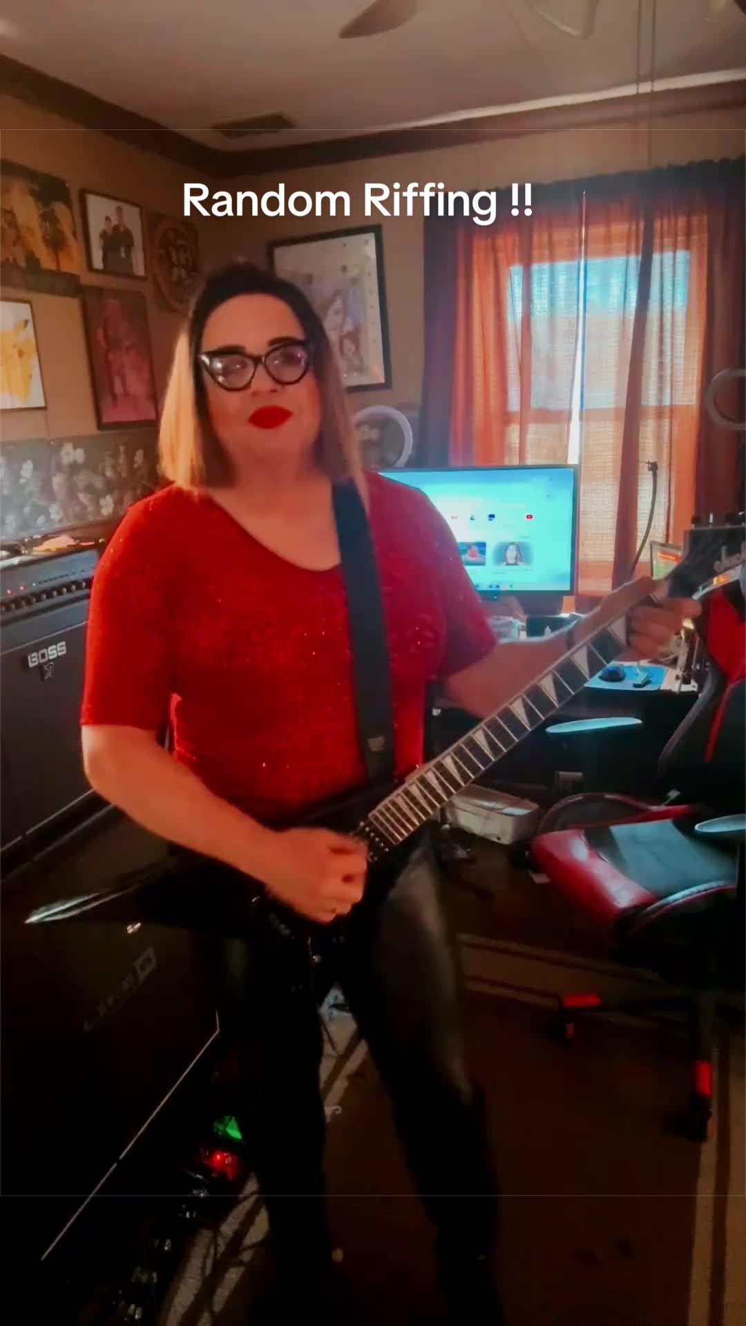 @MindyDeVil