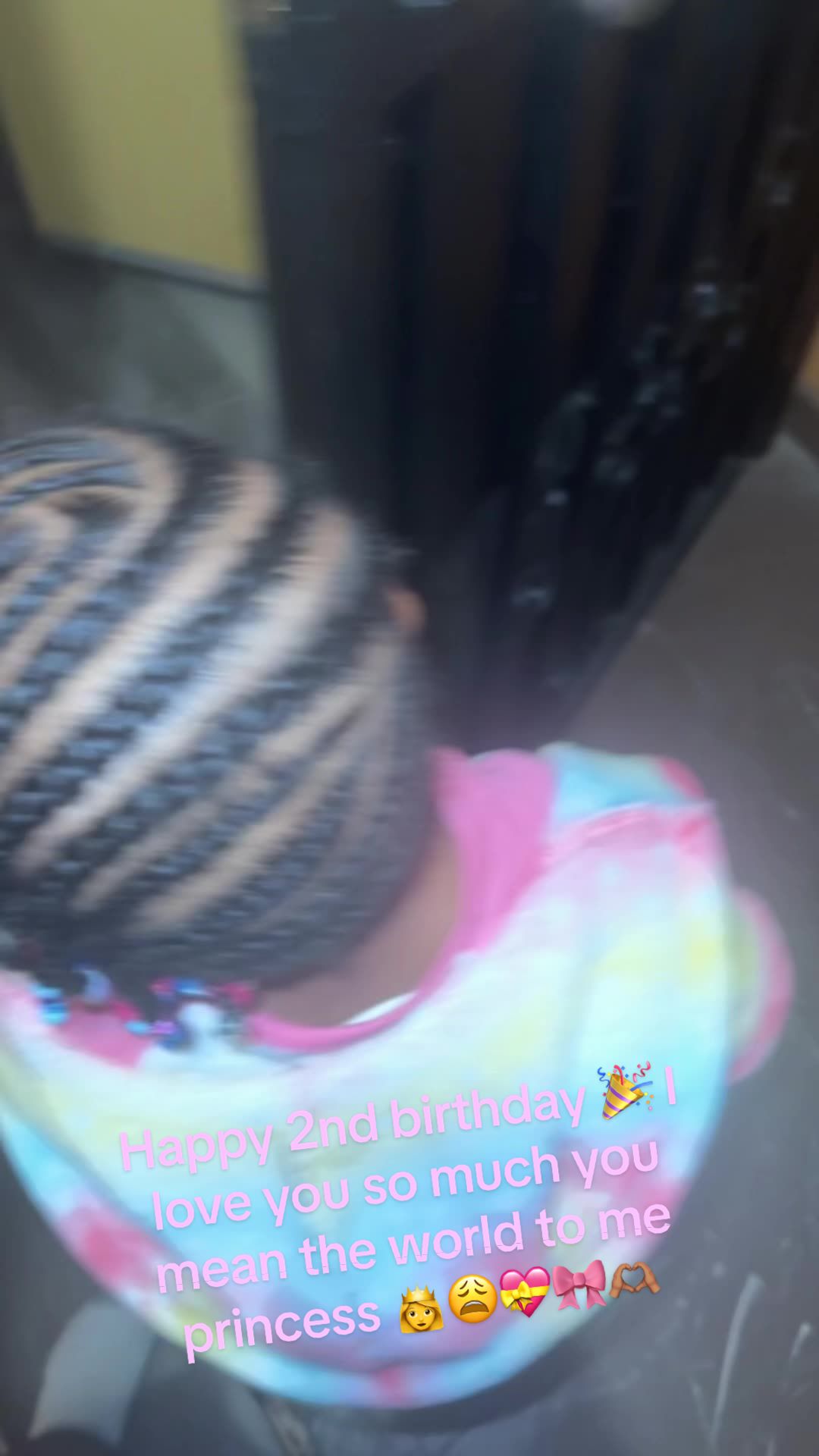 @Lala