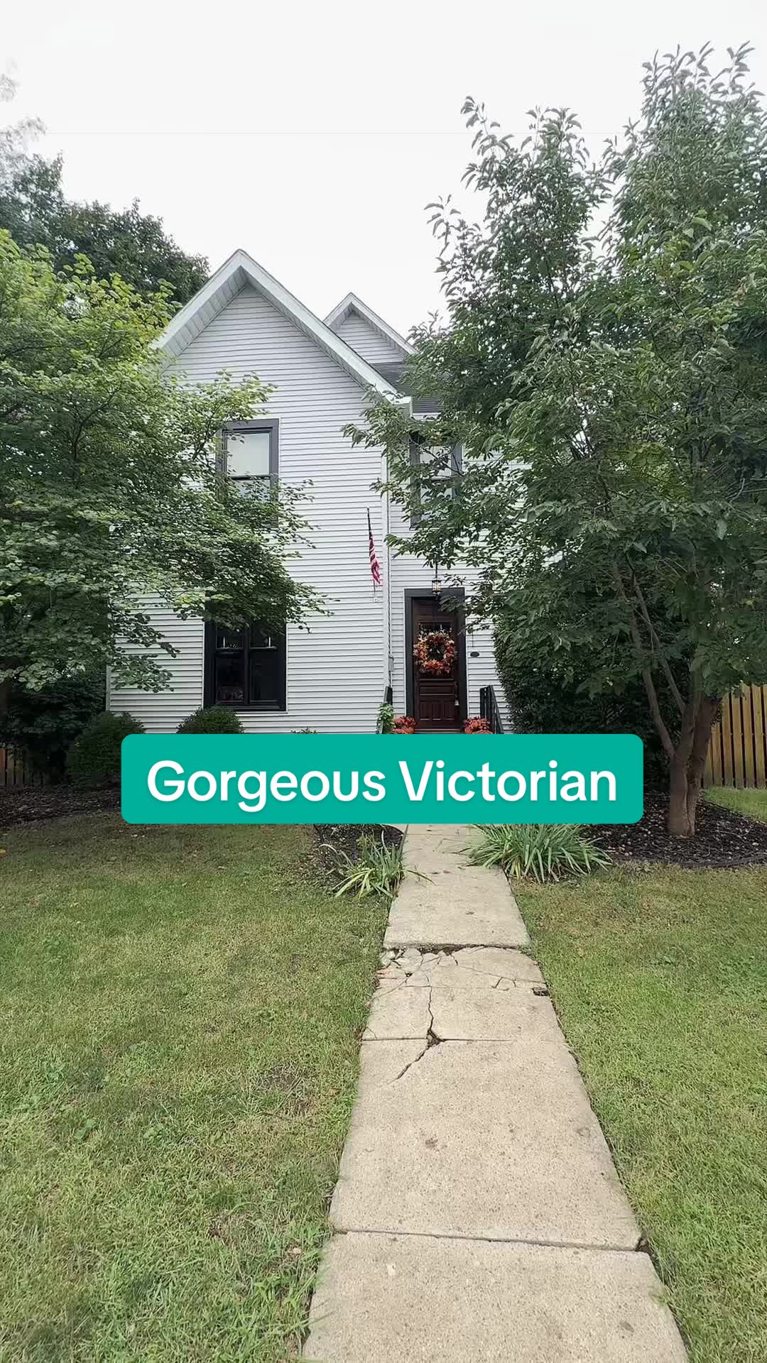 @FindALotToLove. Indy Realtor