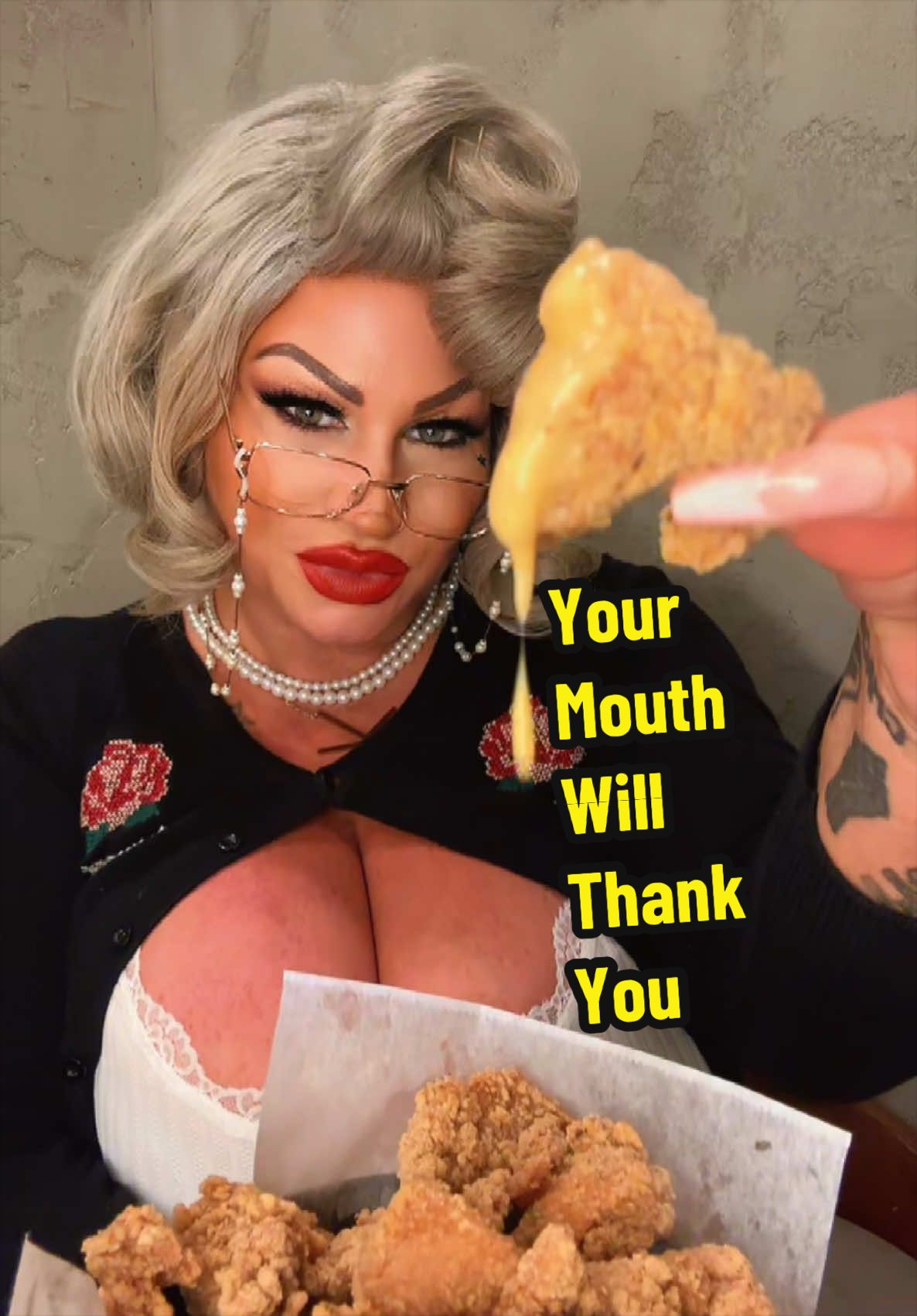 @talk2MrsClaus
