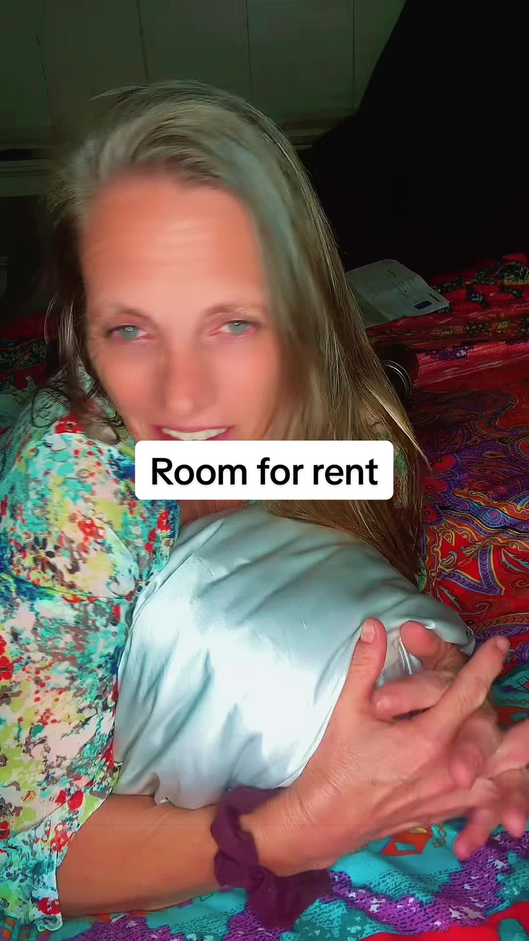 @LittleLaura