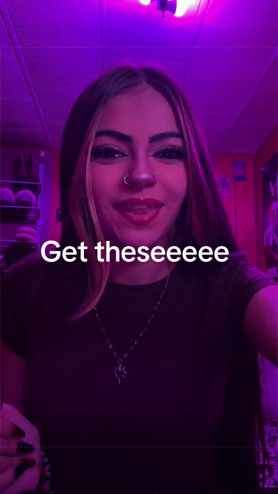 @Alexis🥀🎸🎧