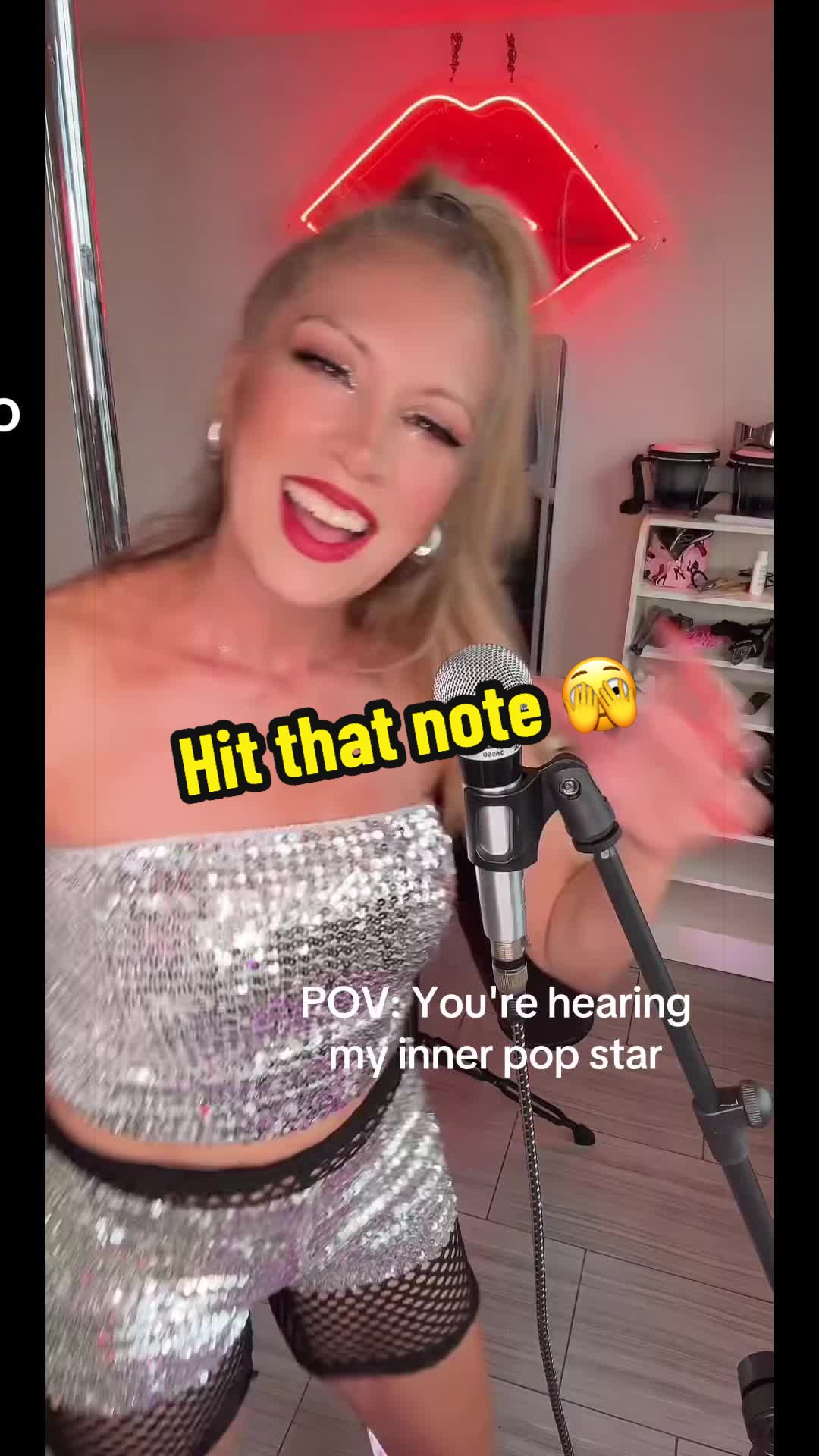 @Melissaohollywood
