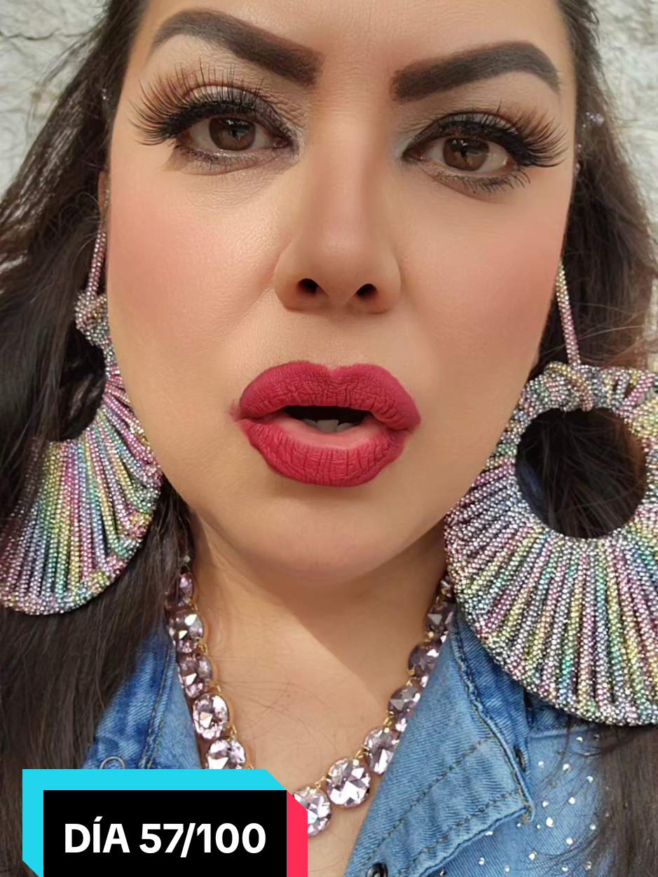 @HausofHellen