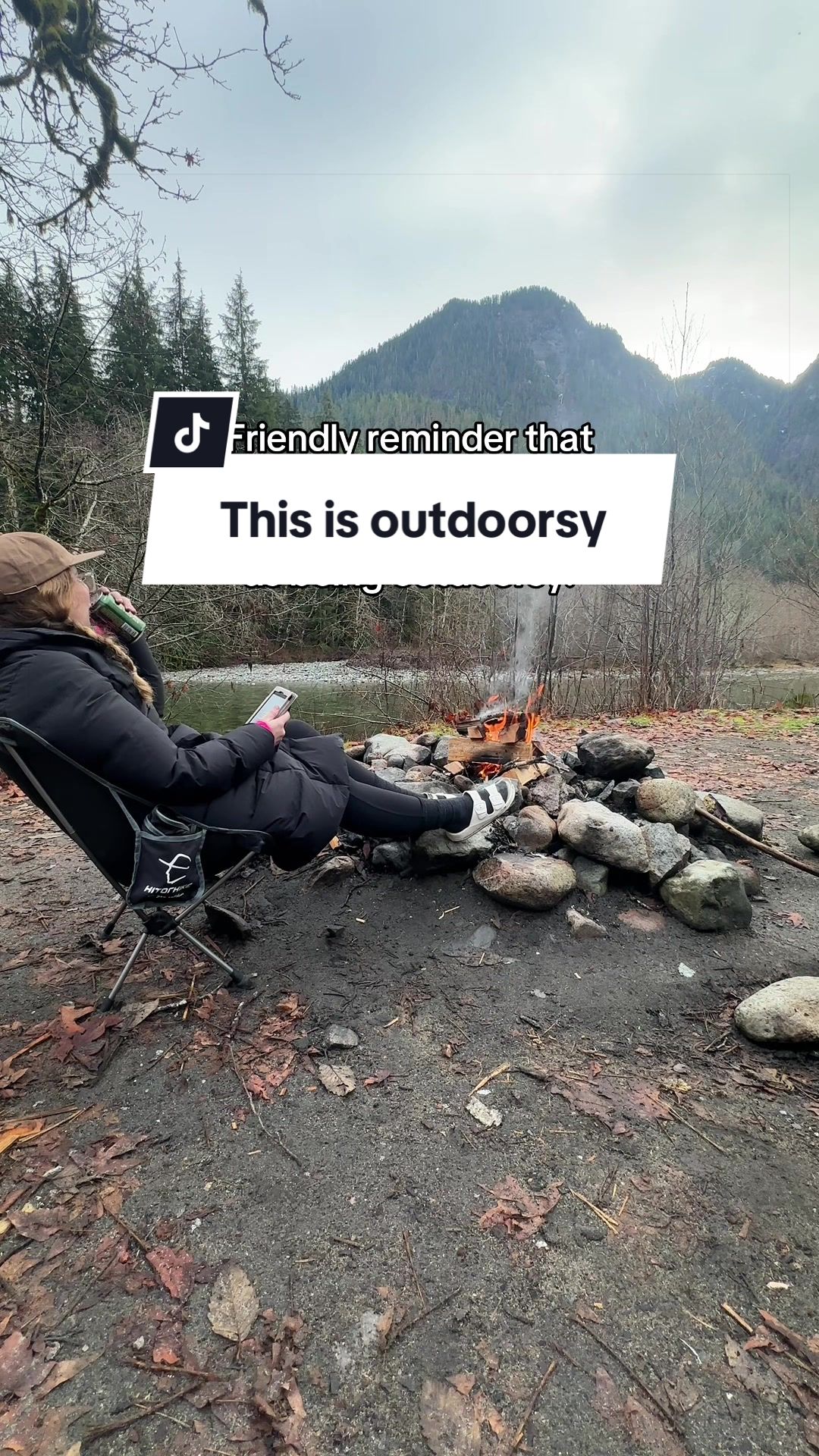 @mads | cozy outdoorsy gal 📸🌈