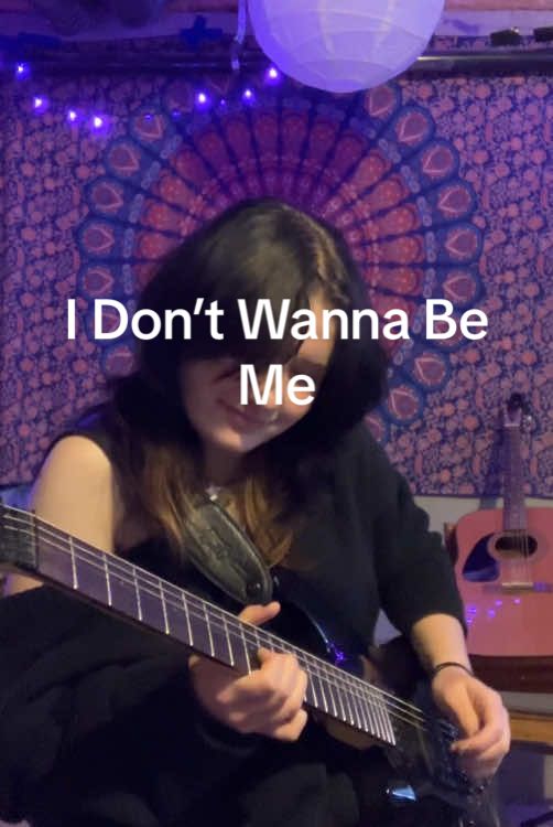 @Julez 🙀 🎸