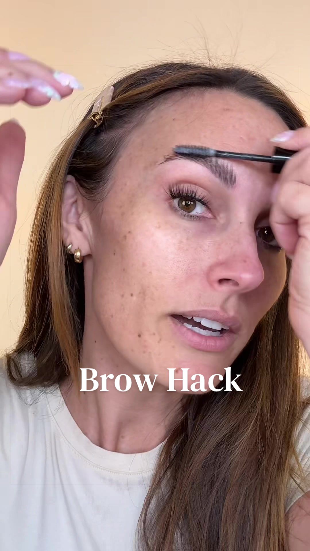 @Fern | makeup + mom life