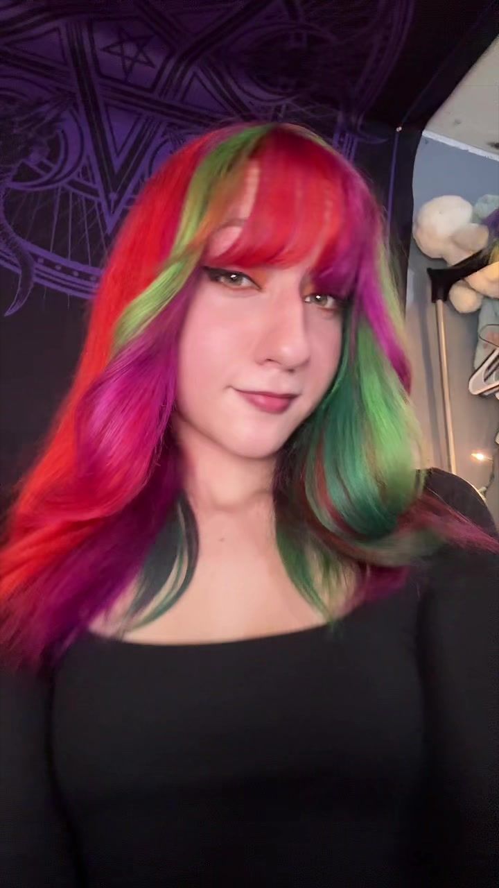 @notbakedtiara