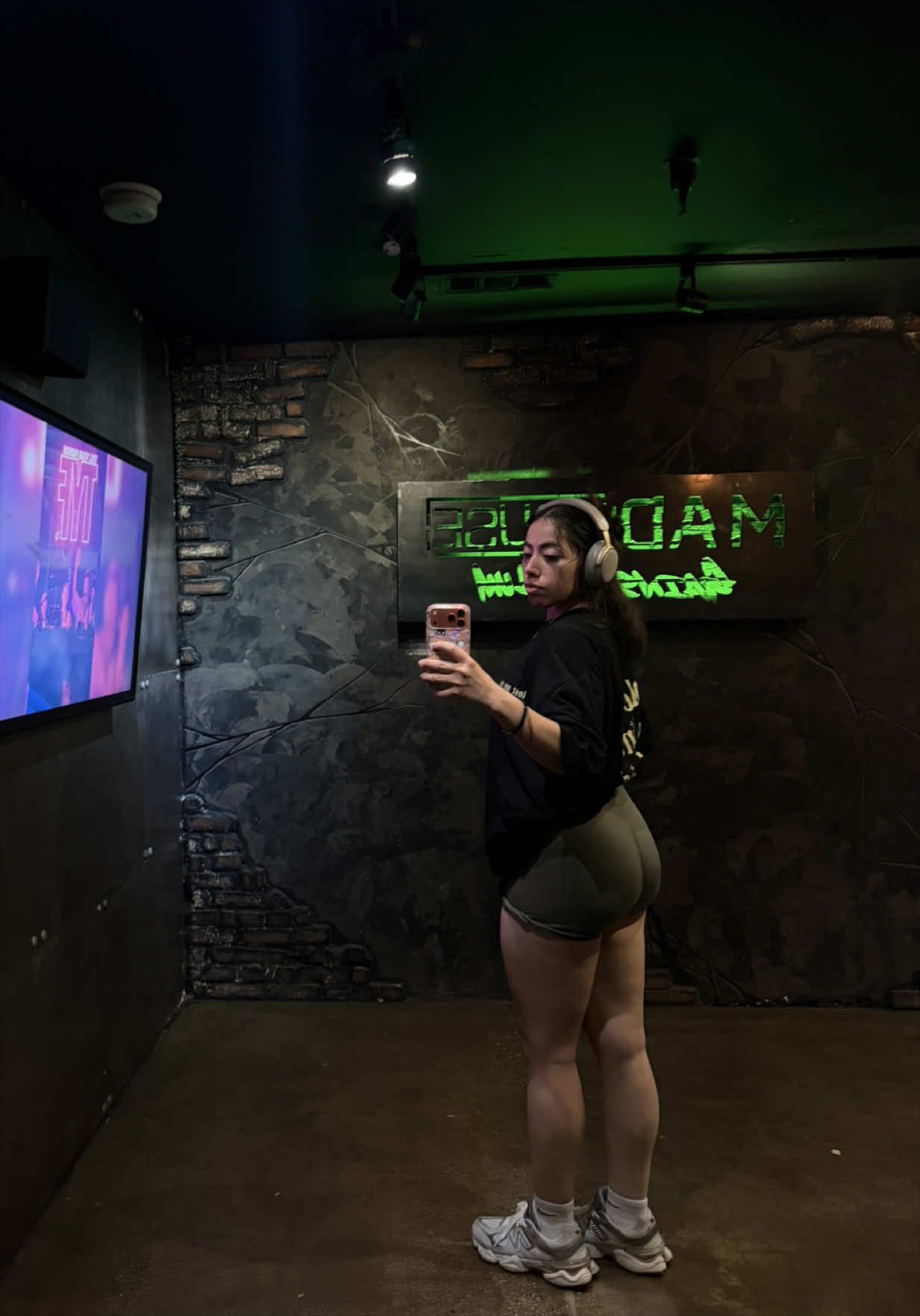 @Lolita🦂
