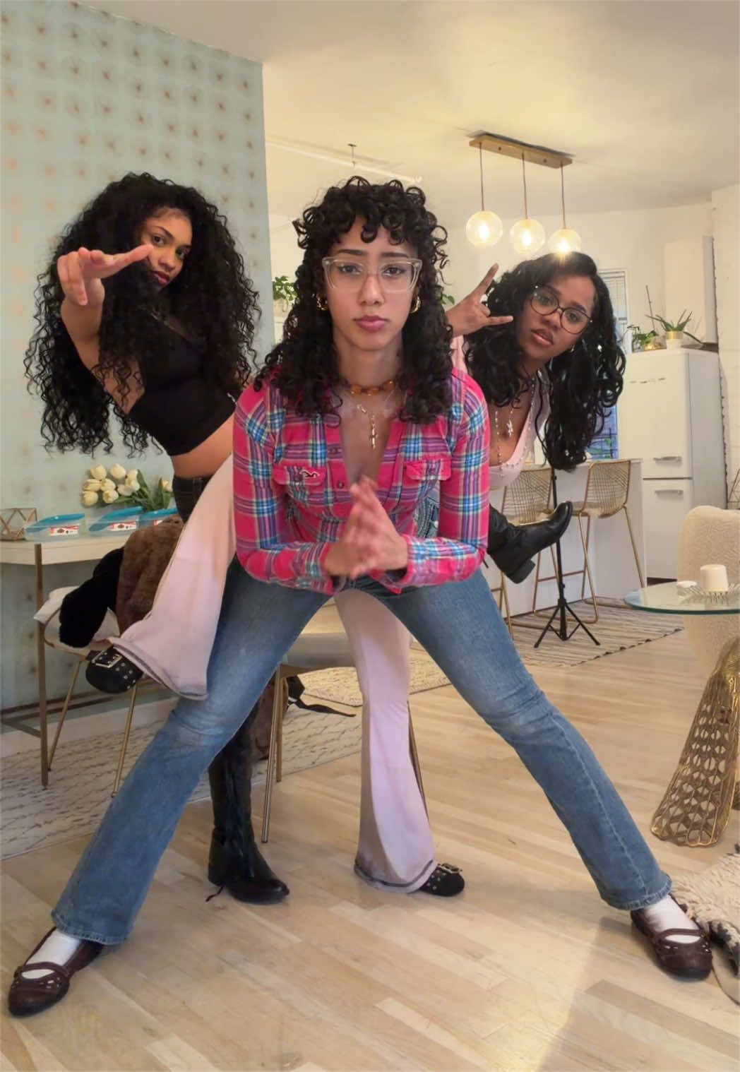 @Lala