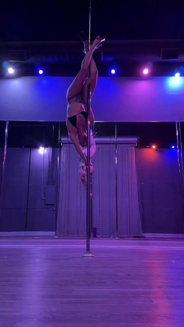 @Lebowsplitz 🌈💃