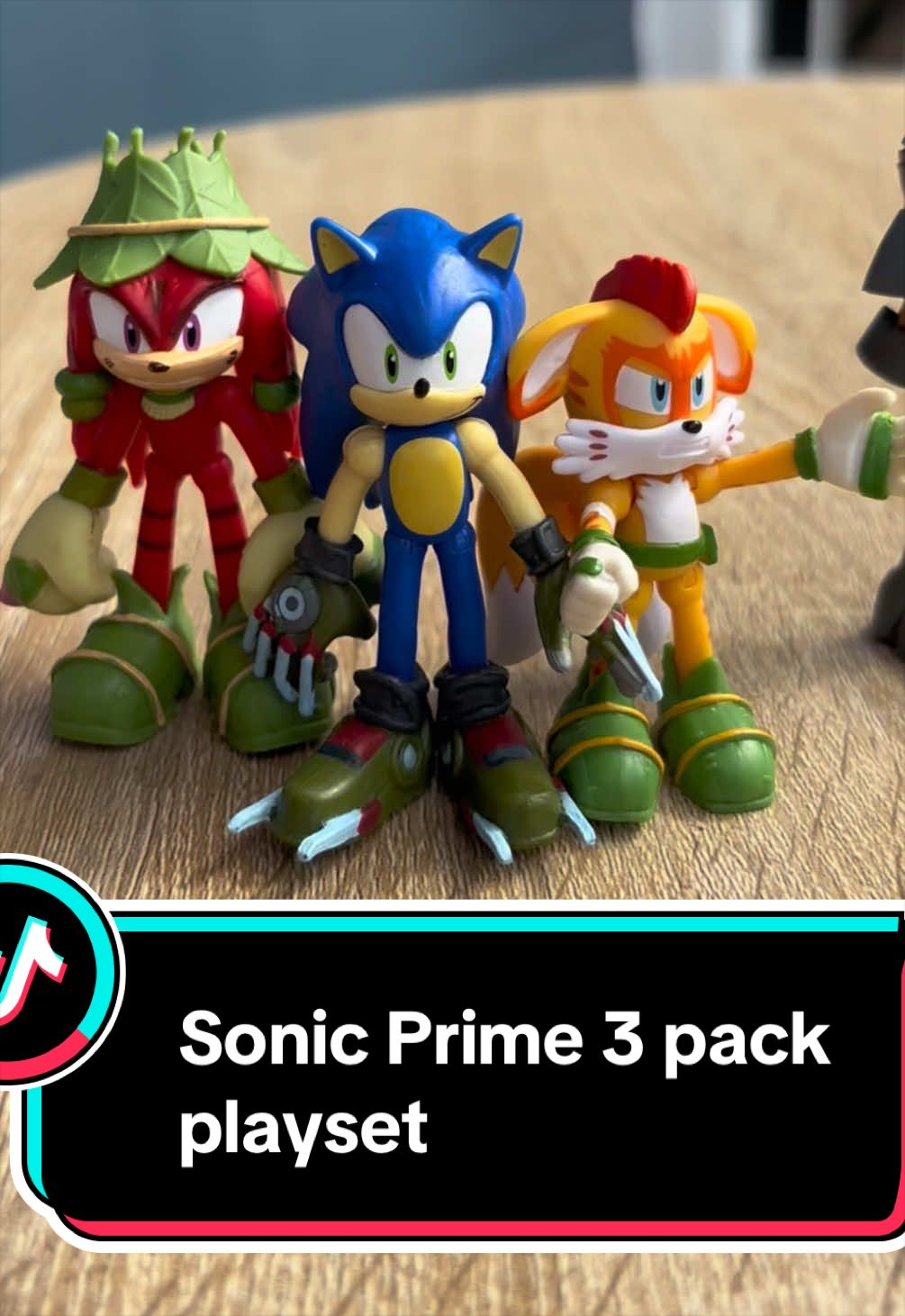 @ActionfigureStories + Sonic
