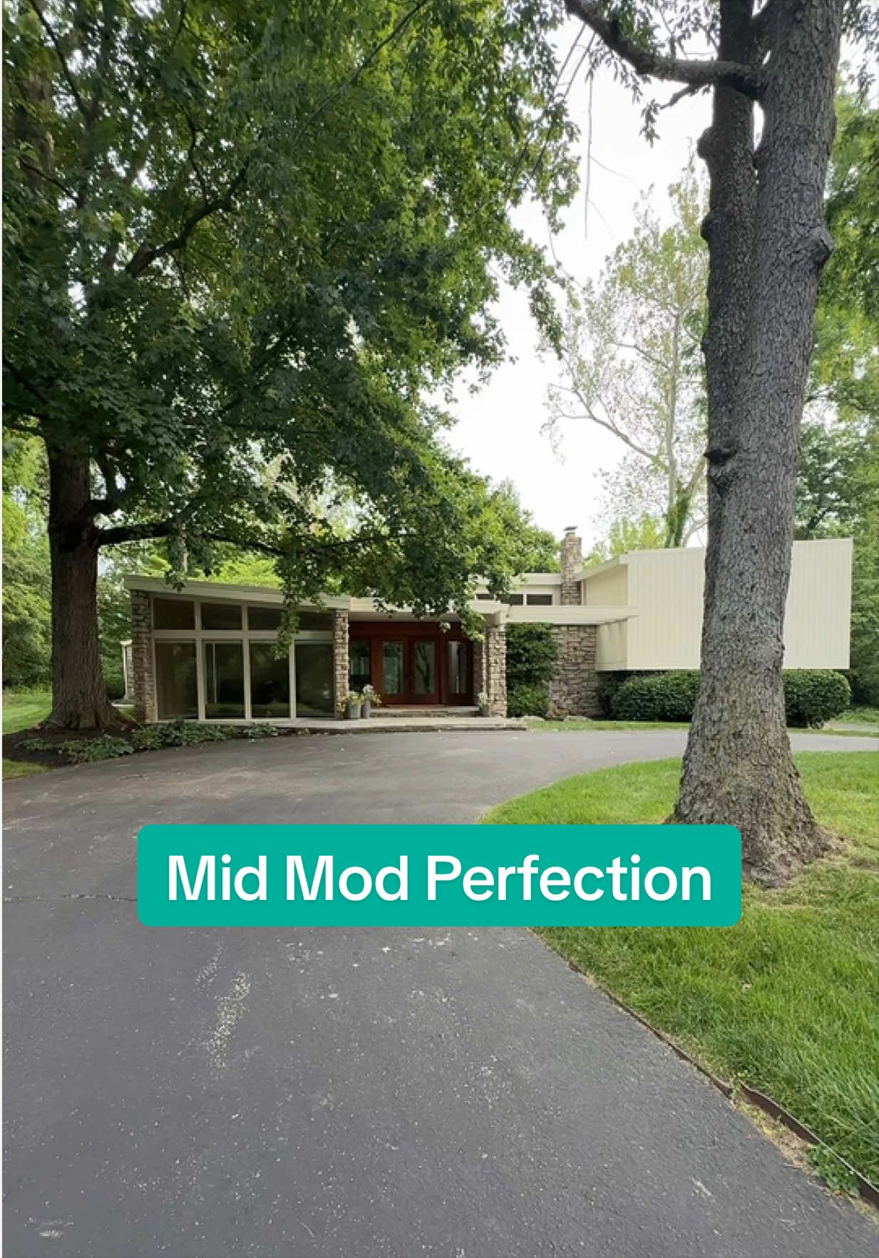 @FindALotToLove. Indy Realtor