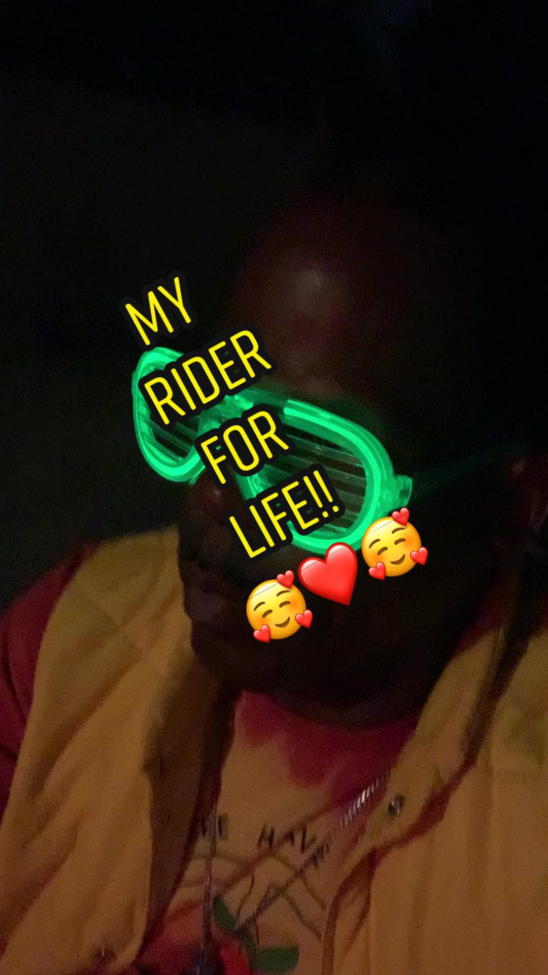 @RONNYHUSTLE
