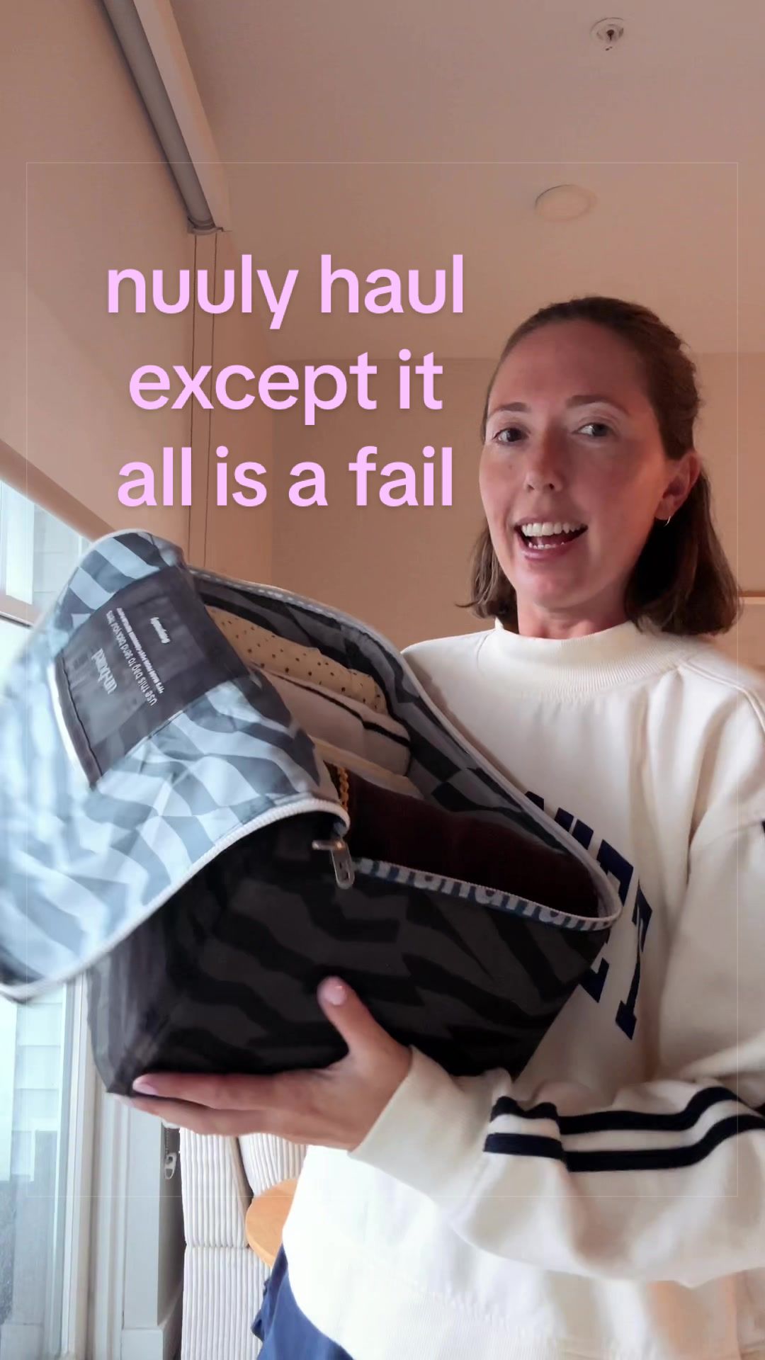 @LT